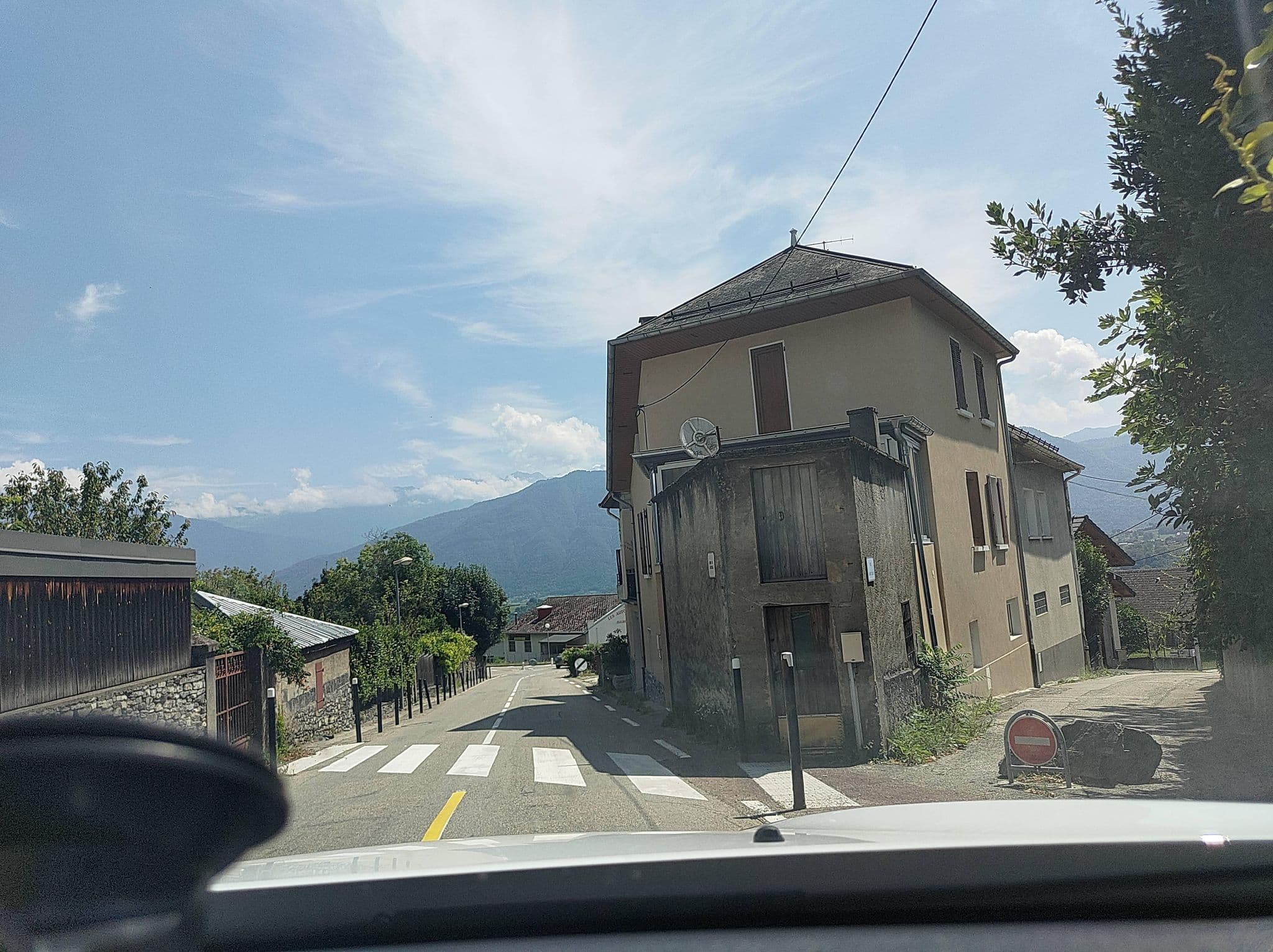 Street view near Juste Pour Le Plaisir, Coise — © MatthieuF4FNE (CC BY-SA · Mapillary)