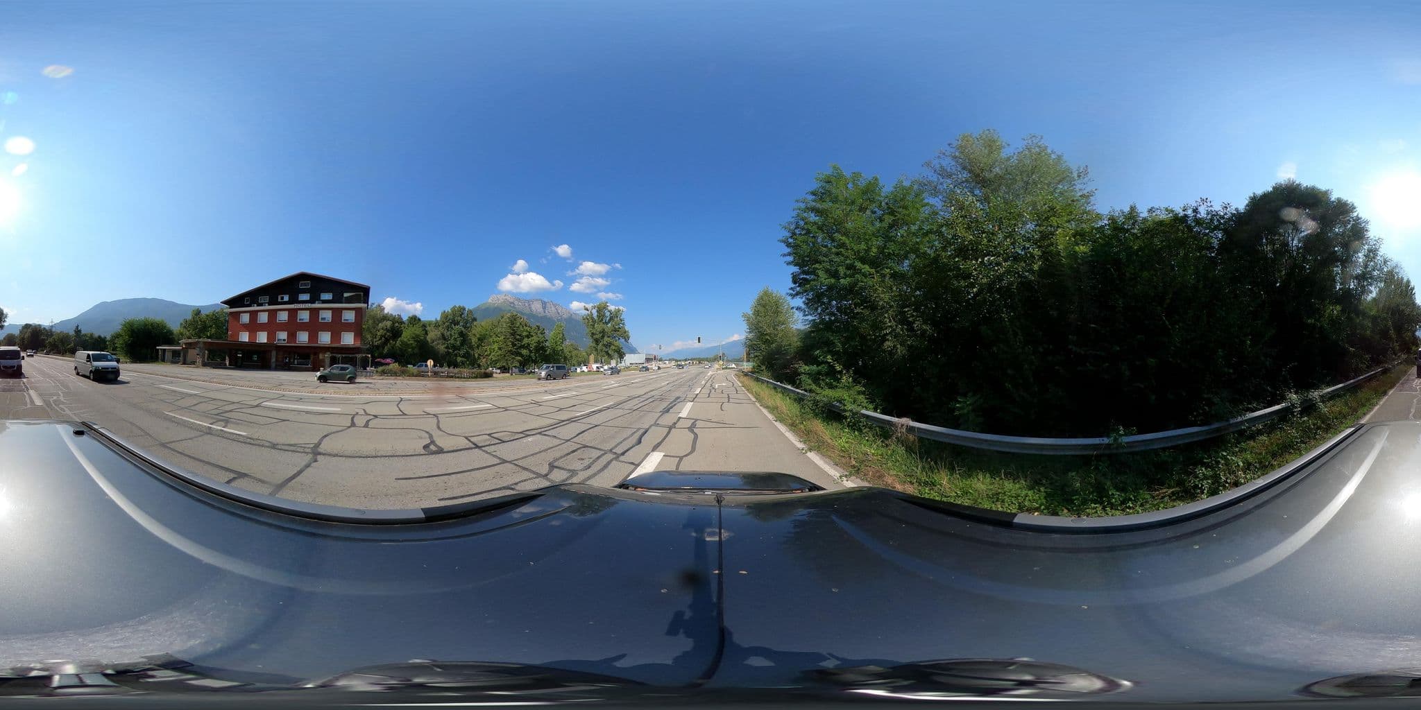 Street view near Best Inn Akena, Coise — © eric_s (CC BY-SA · Mapillary)
