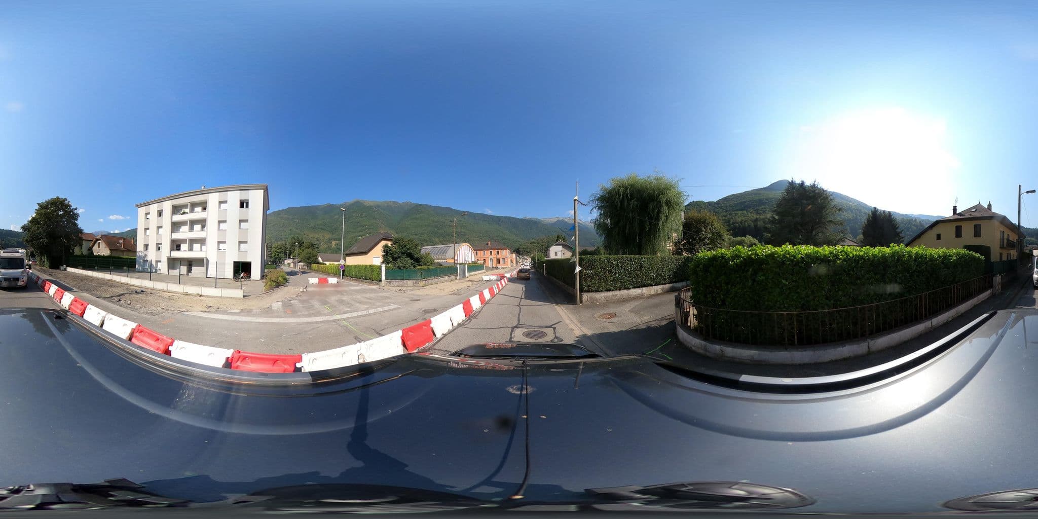Street view near Villa Arc En Ciel, Aiton — © eric_s (CC BY-SA · Mapillary)