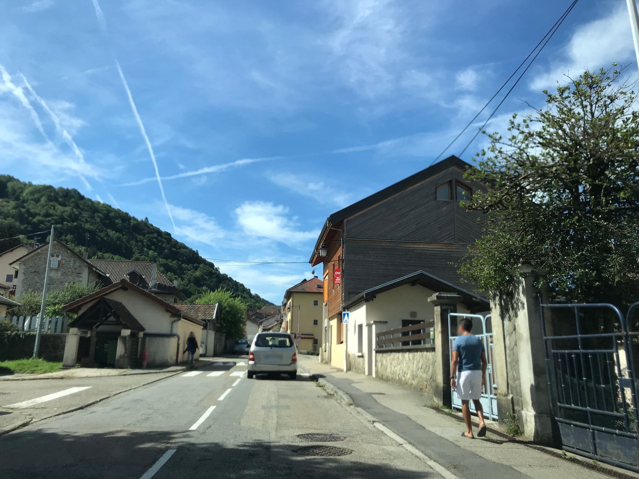 Street view near Hôtel les Terrasses, Allevard — © pgiraud (CC BY-SA · Mapillary)