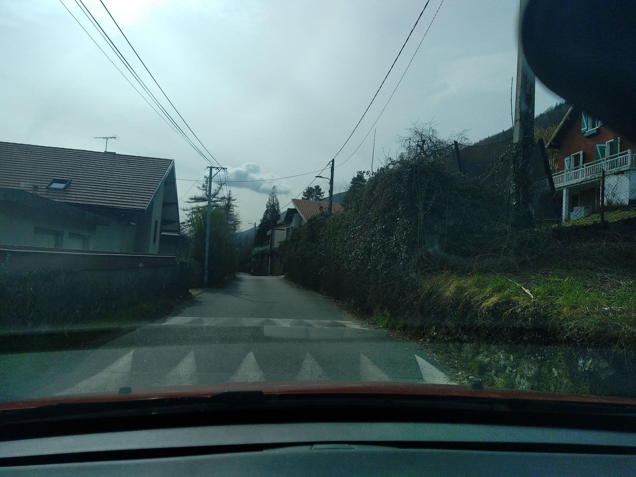 Street view near Les Catalons, Sevrier — © pyrog (CC BY-SA · Mapillary)