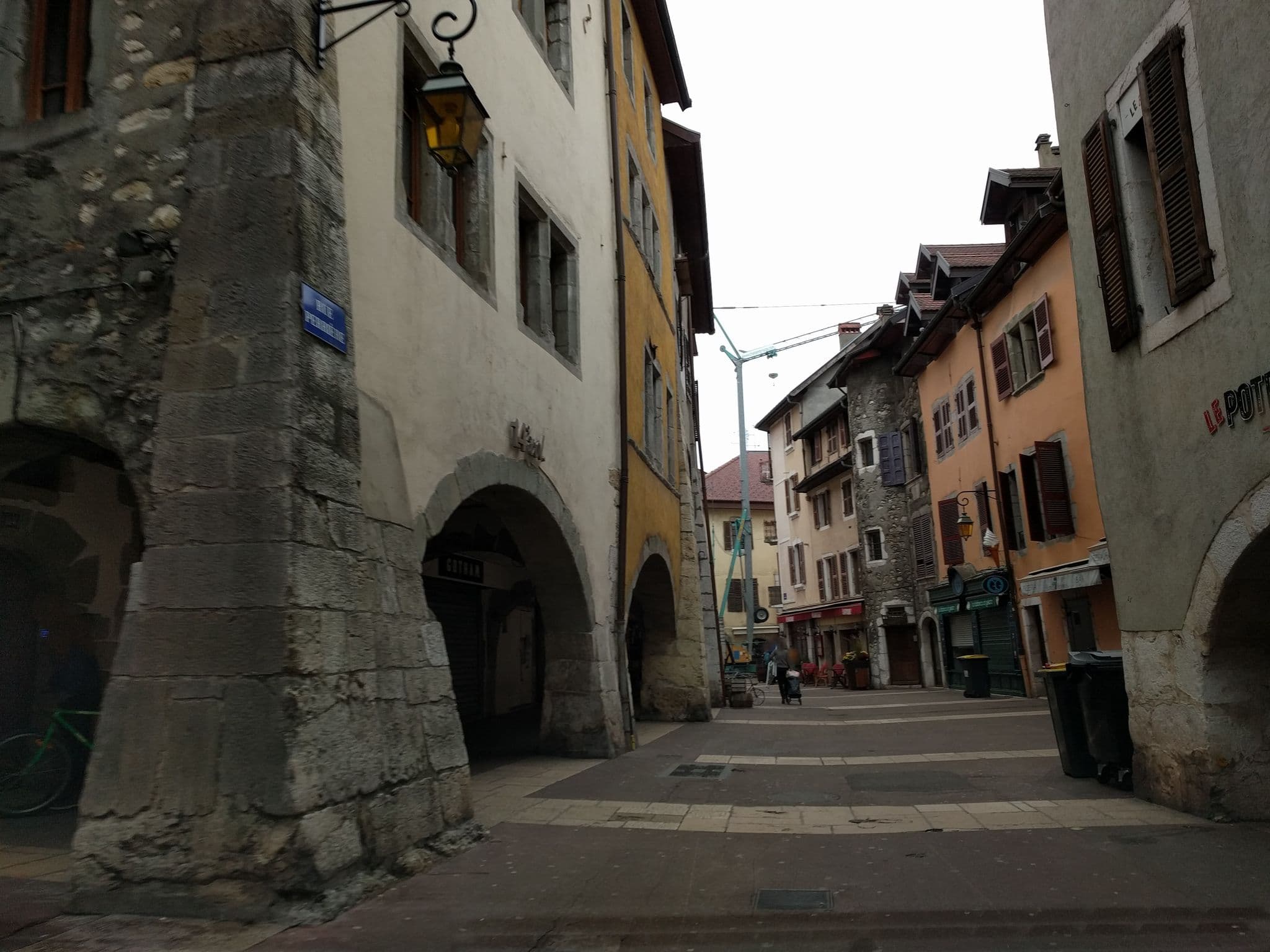 Street view near Les Tourterelles, Annecy — © mappy_sa (CC BY-SA · Mapillary)