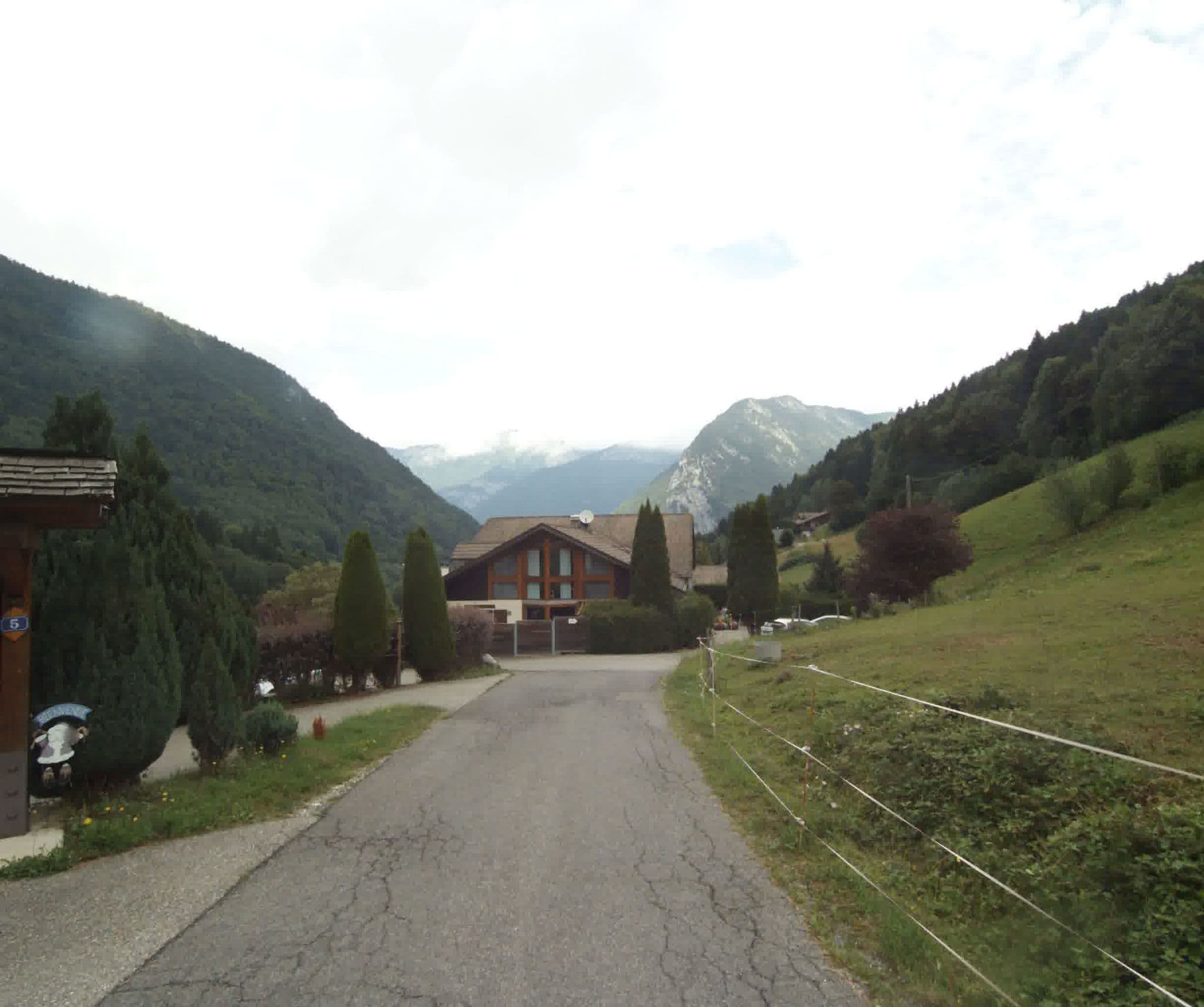 Street view near Auberge du Fraizier, Thônes — © sogefi (CC BY-SA · Mapillary)