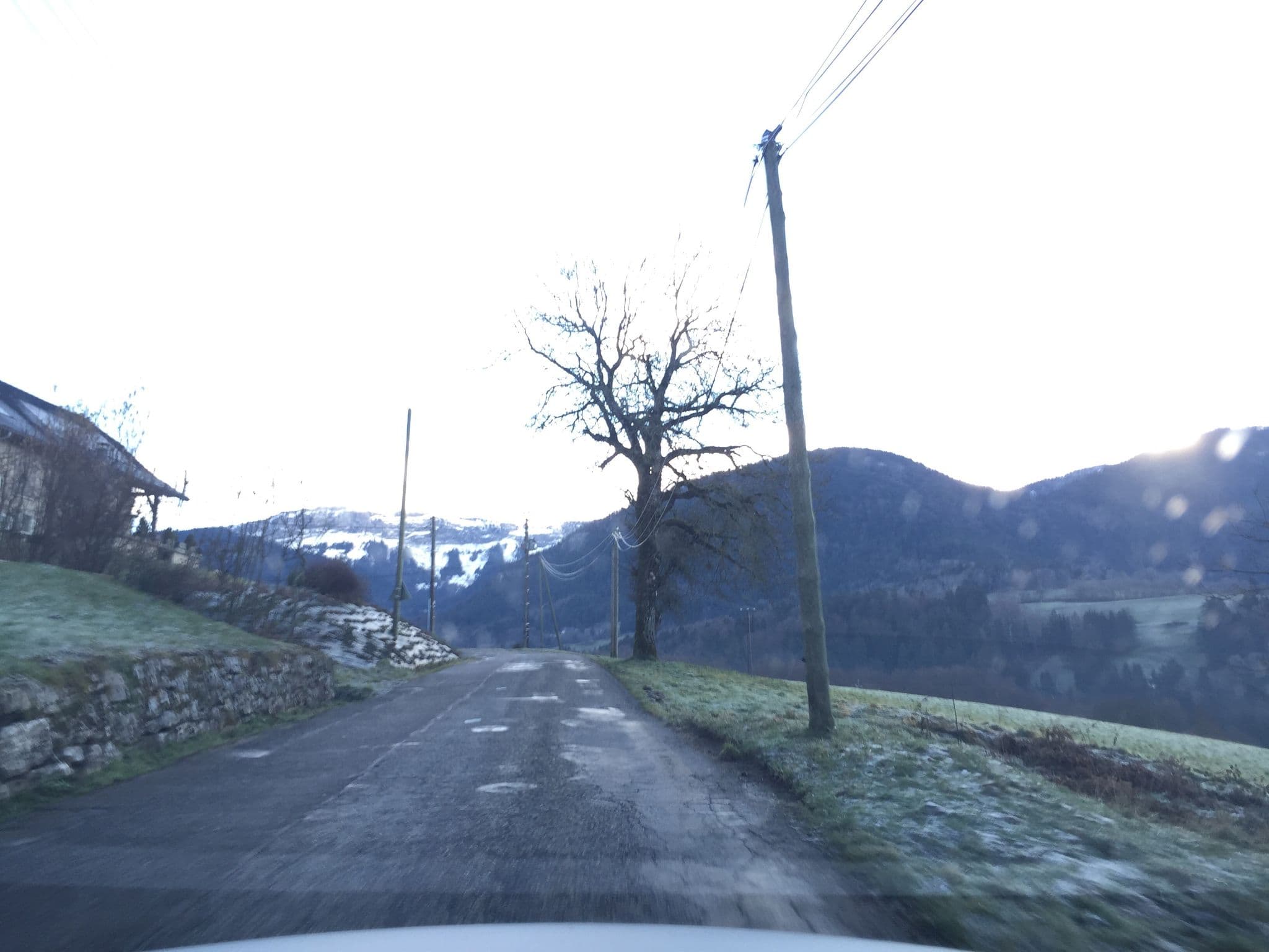 Street view near Les Perrelles, Gruffy — © pgiraud (CC BY-SA · Mapillary)