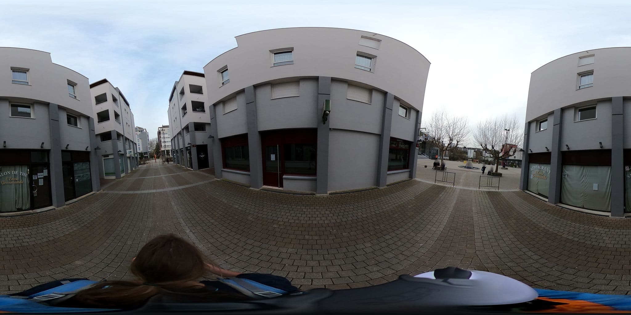Street view near Place chorus a Cran Gevrier, Cran-Gevrier — © futur3r (CC BY-SA · Mapillary)