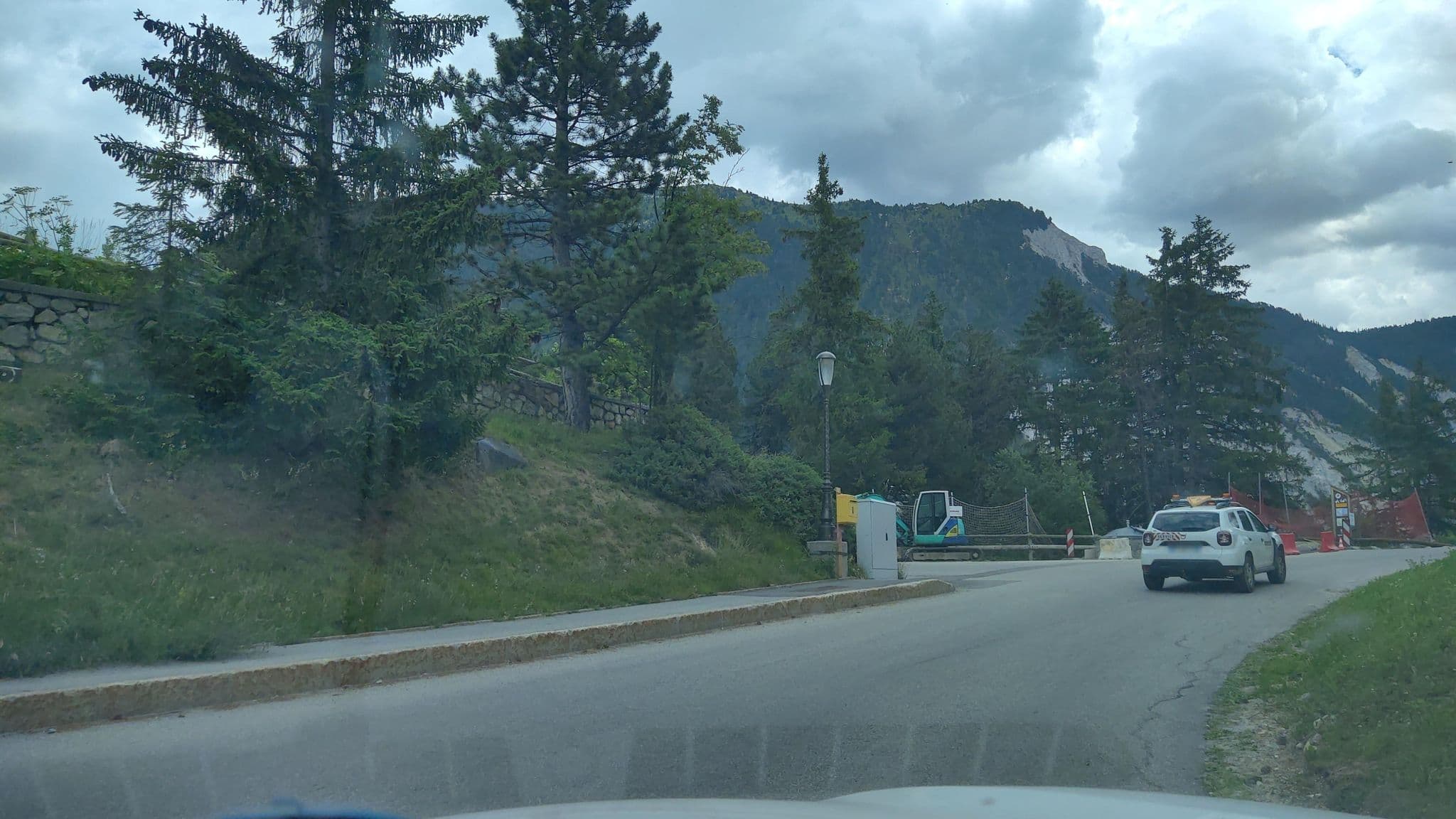 Street view near Hotel Le Zenith, Courchevel — © MatthieuF4FNE (CC BY-SA · Mapillary)