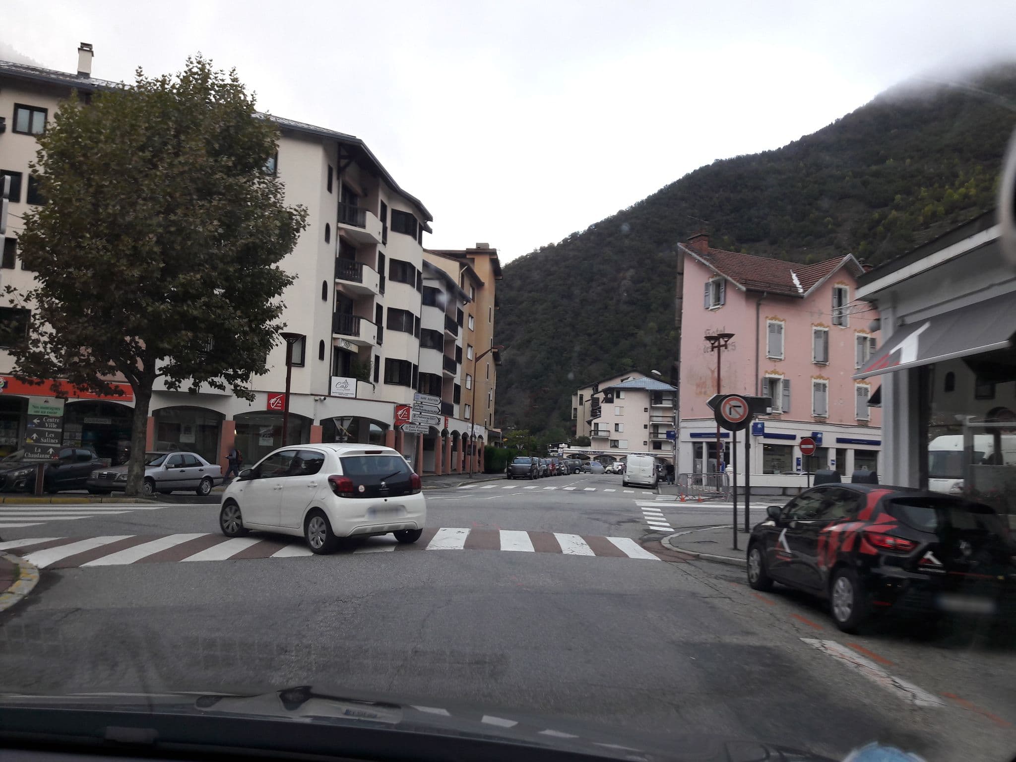 Street view near Selectour - Ailleurs Voyages, Moûtiers — © alexmodesto73 (CC BY-SA · Mapillary)