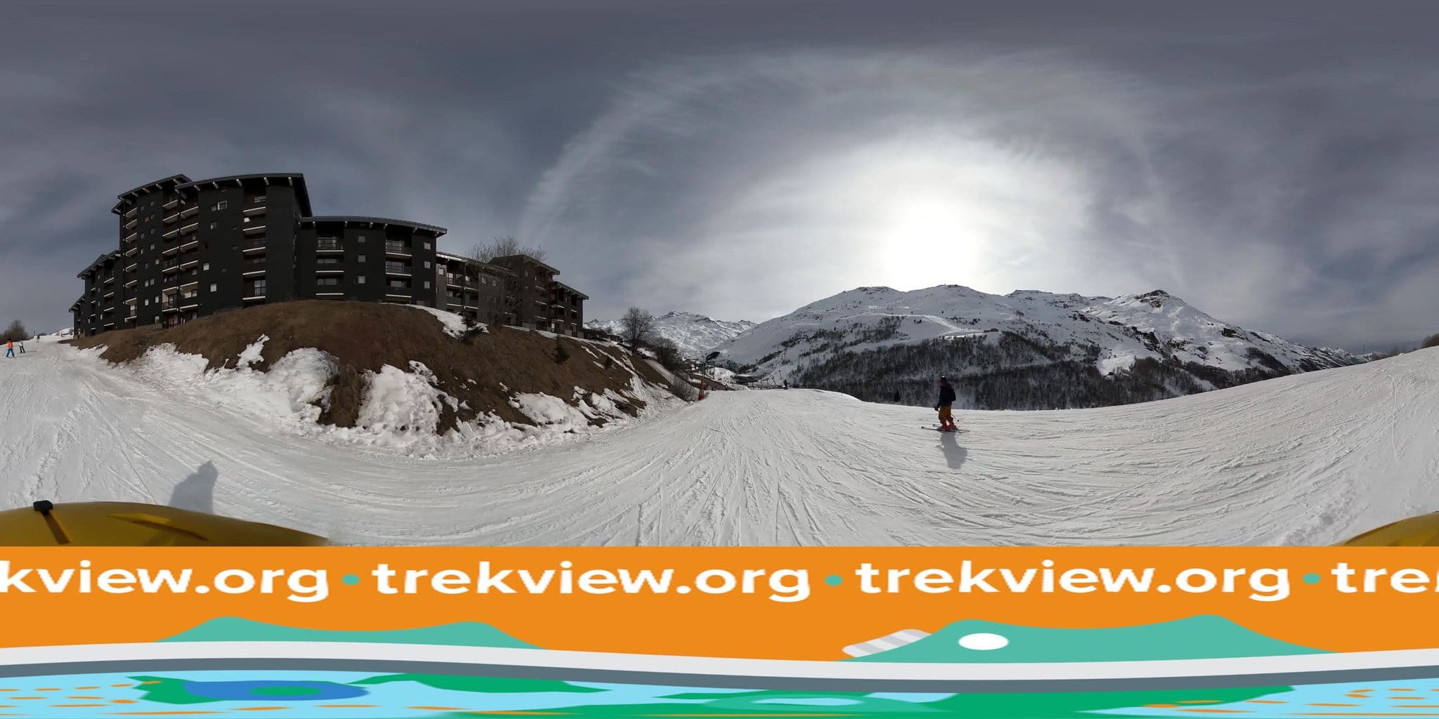 Street view near Appartement les Menuires, Val Thorens — © trekviewed (CC BY-SA · Mapillary)