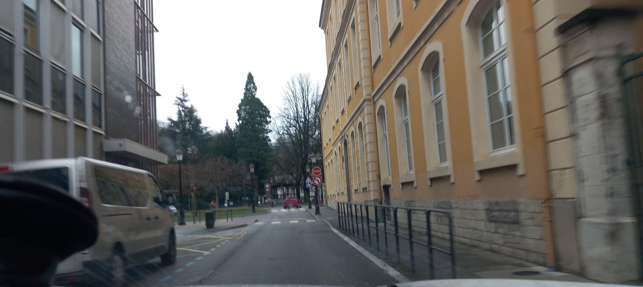 Street view near Hotel Albert 1er, Albertville — © MatthieuF4FNE (CC BY-SA · Mapillary)