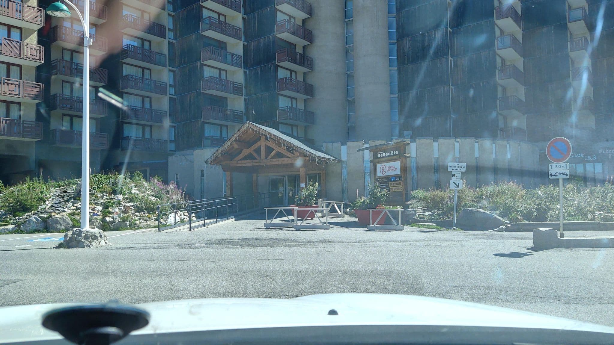 Street view near Résidence Maeva Bellecôte, Belle-Plagne — © MatthieuF4FNE (CC BY-SA · Mapillary)