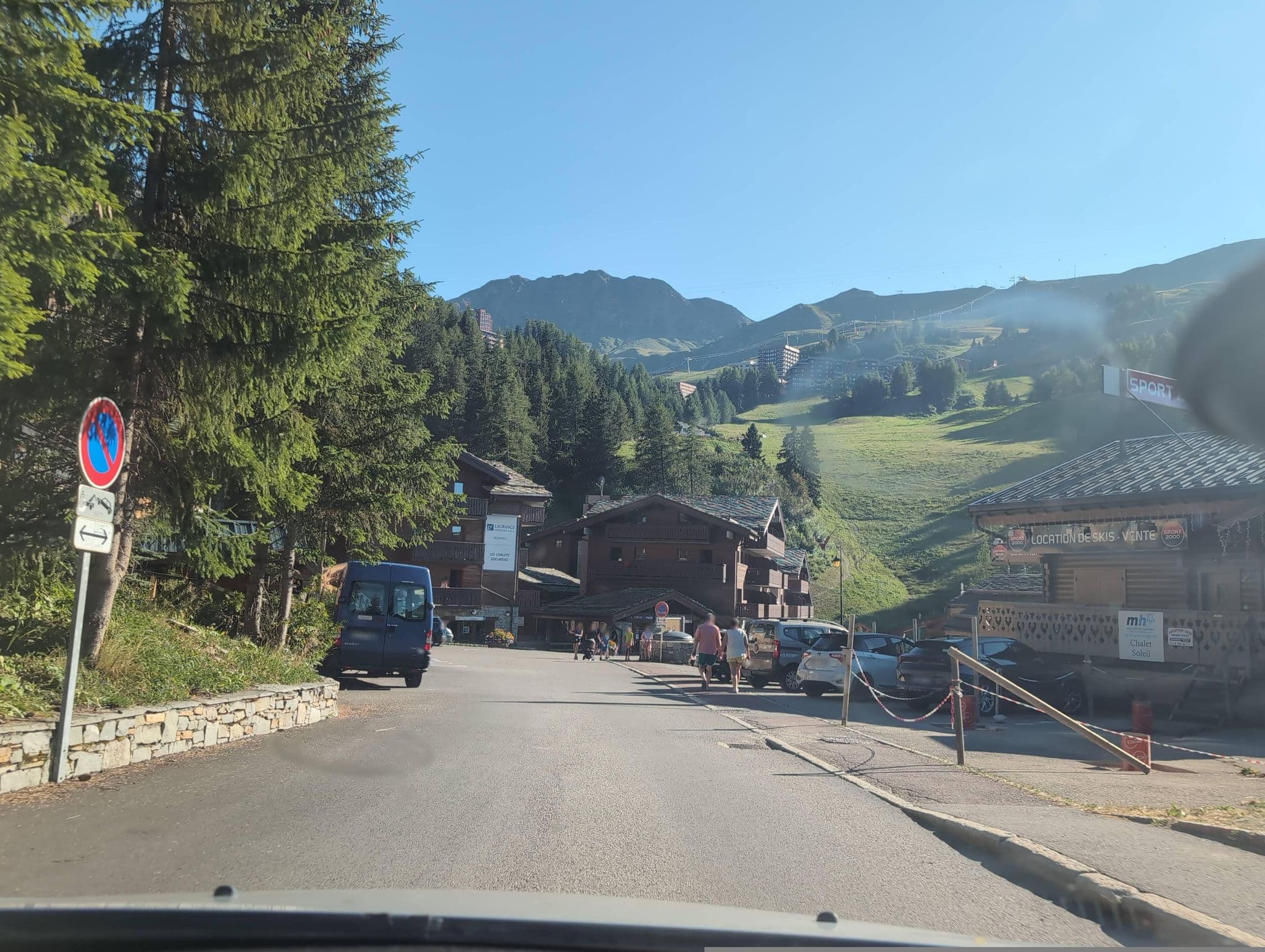 Street view near Chalet Bartavelle, Belle-Plagne — © Wodner (CC BY-SA · Mapillary)