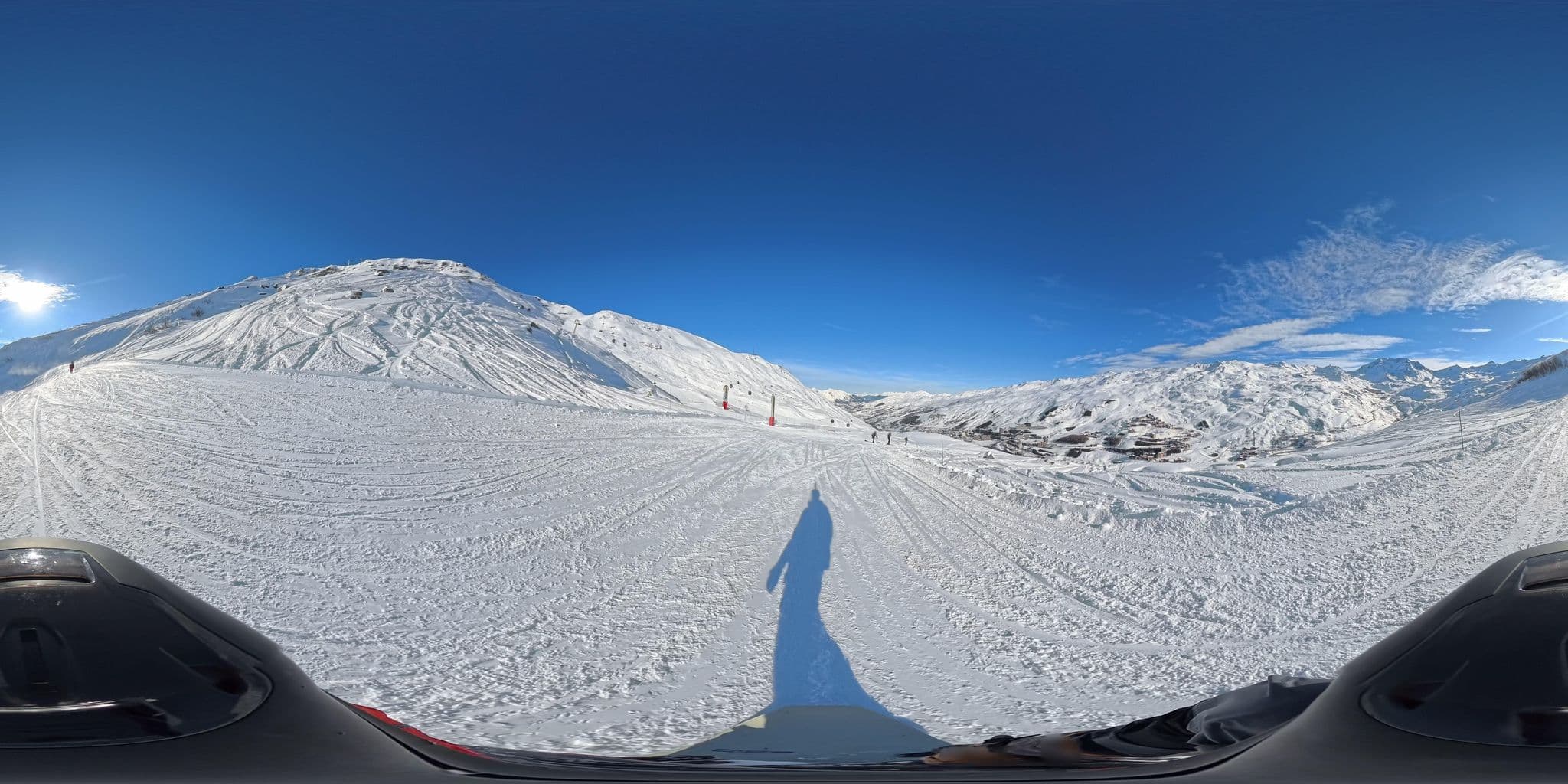 Street view near Chalet Pratanger, Val Thorens — © MattWithHuskies (CC BY-SA · Mapillary)