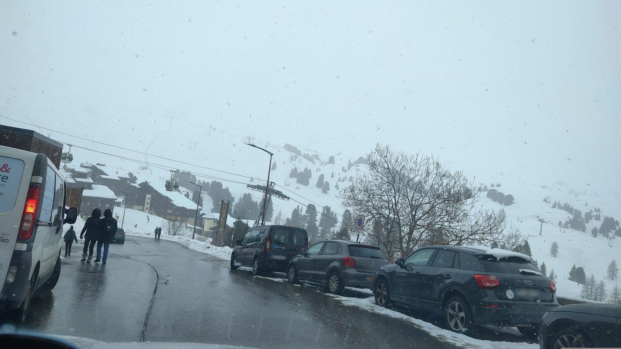 Street view near Andromede, Belle-Plagne — © MatthieuF4FNE (CC BY-SA · Mapillary)