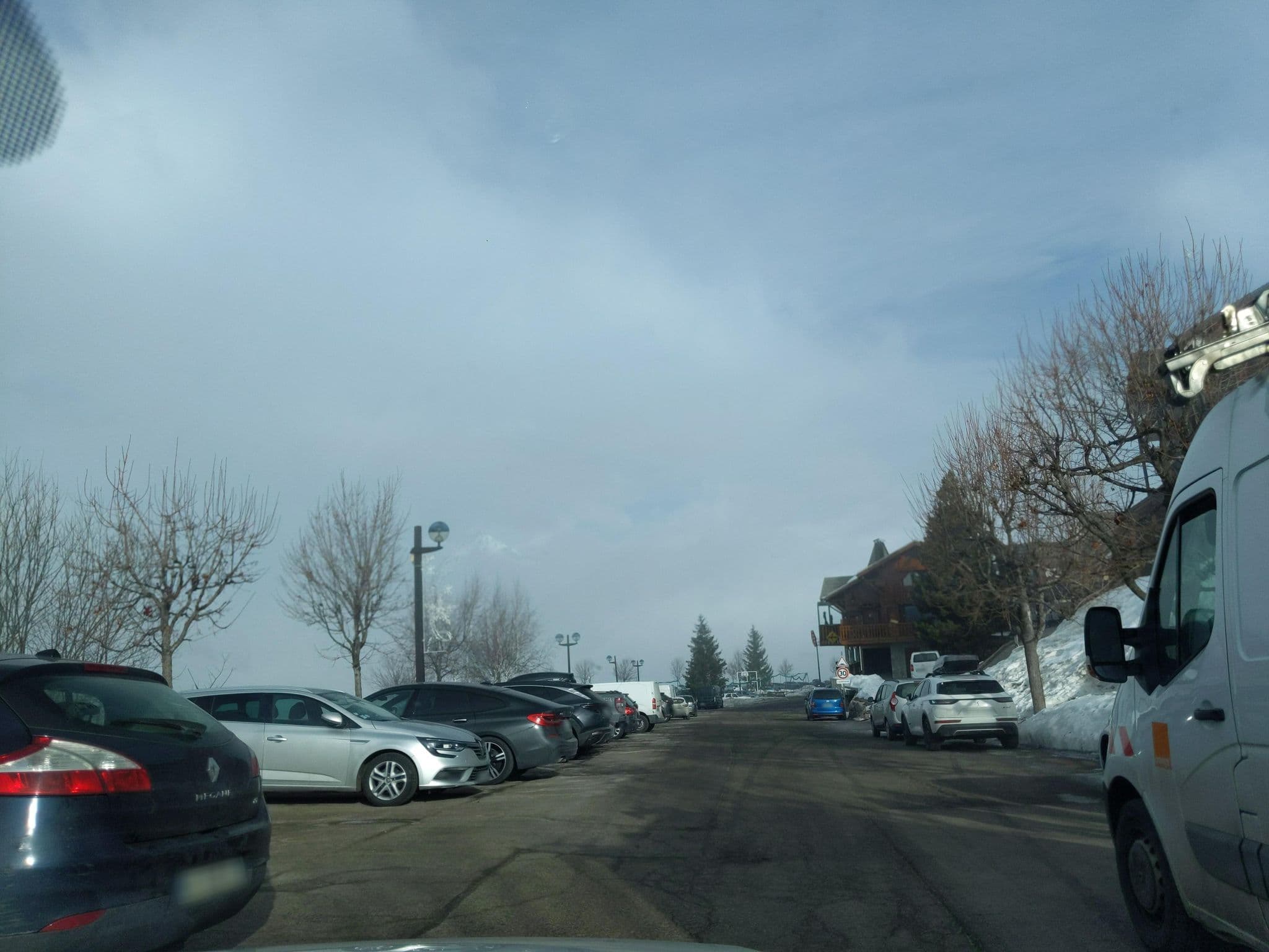 Street view near Résidence Praz de l'ours 1, Bourg-Saint-Maurice — © alexmodesto73 (CC BY-SA · Mapillary)