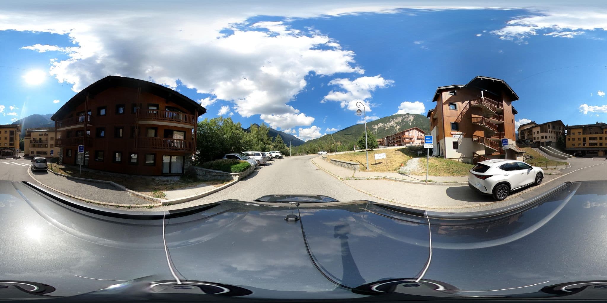 Street view near Les Balcons De La Vanoise, Modane — © eric_s (CC BY-SA · Mapillary)