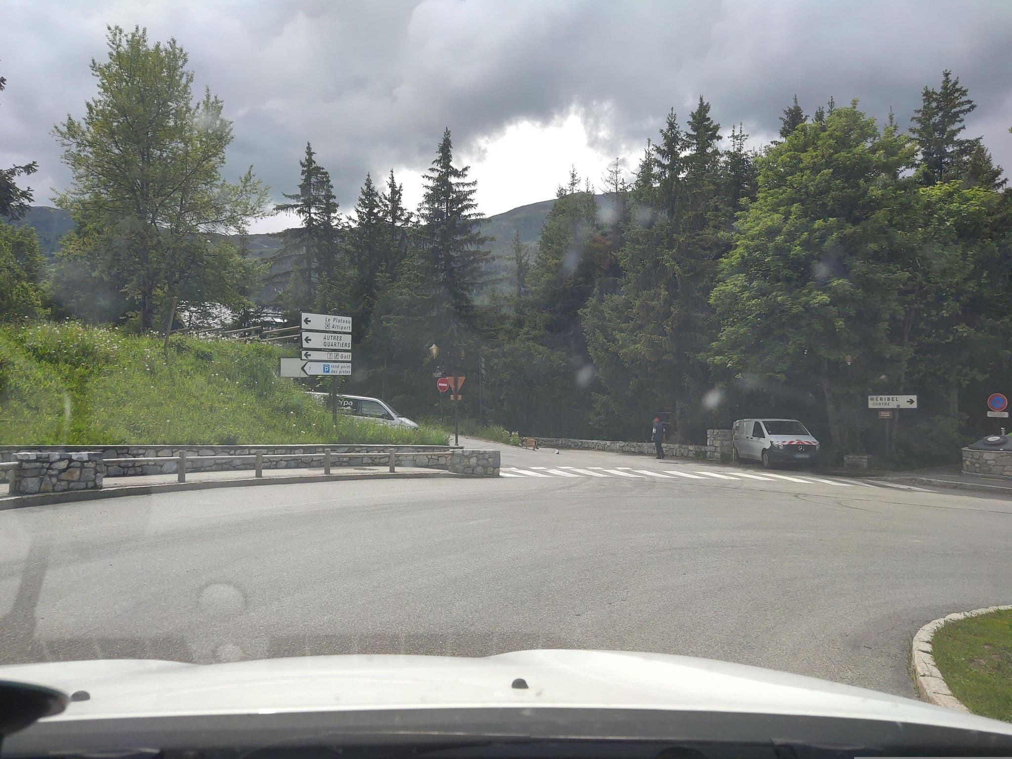 Street view near Шале Кардамин, Méribel — © MatthieuF4FNE (CC BY-SA · Mapillary)