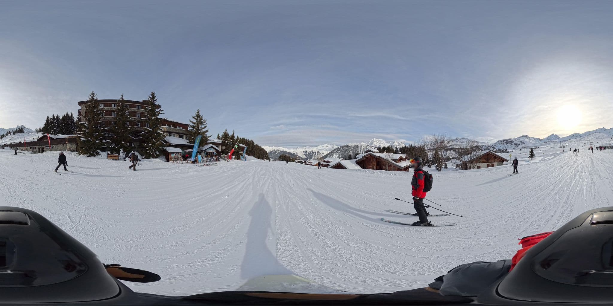 Street view near Chambre 105 Hotel Courcheneige, Courchevel — © MattWithHuskies (CC BY-SA · Mapillary)