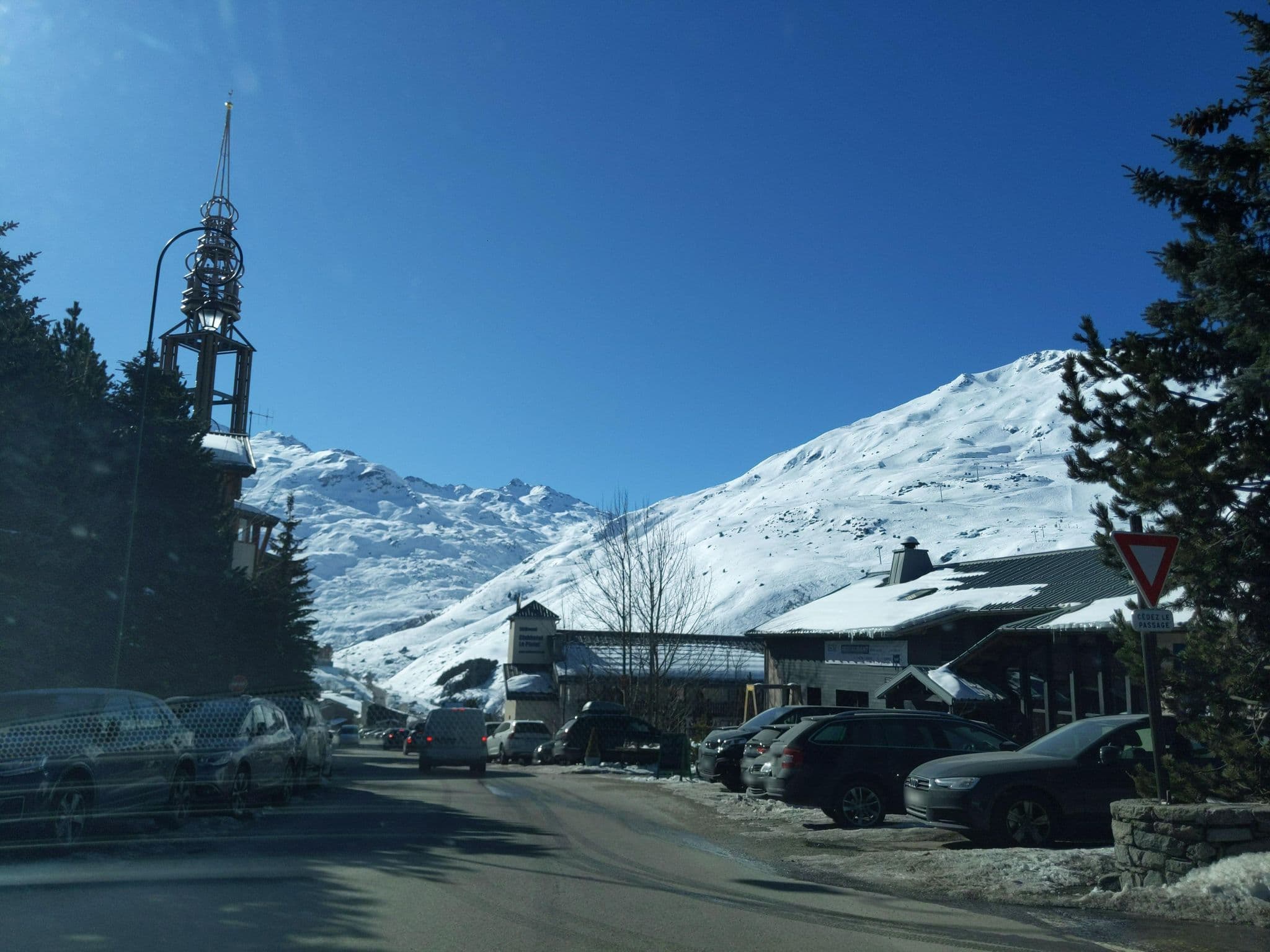 Street view near Hotel Le Carla, Val Thorens — © alexmodesto73 (CC BY-SA · Mapillary)