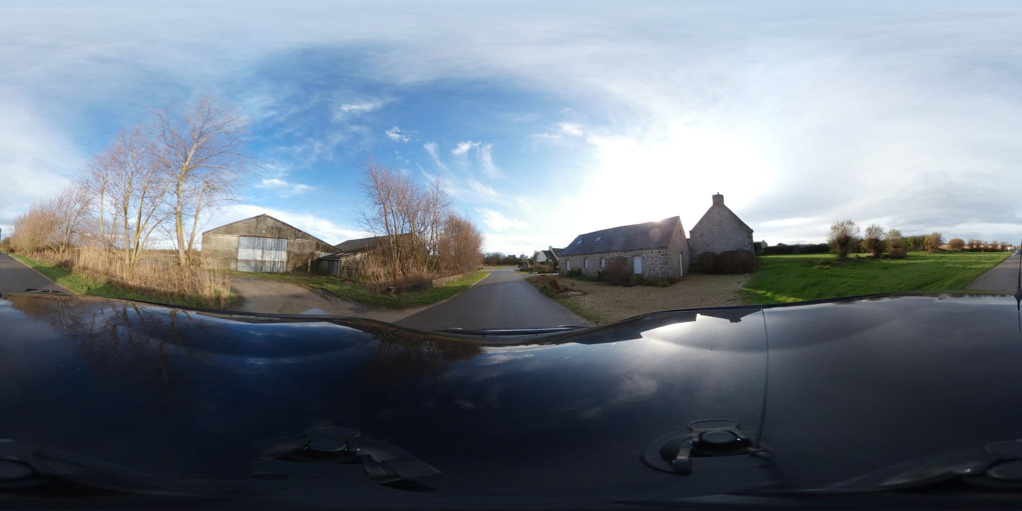 Street view near B&B, Chambre d'hotes, Jacqueline and Thierry Marical, Plouescat — © c_mobilite (CC BY-SA · Mapillary)