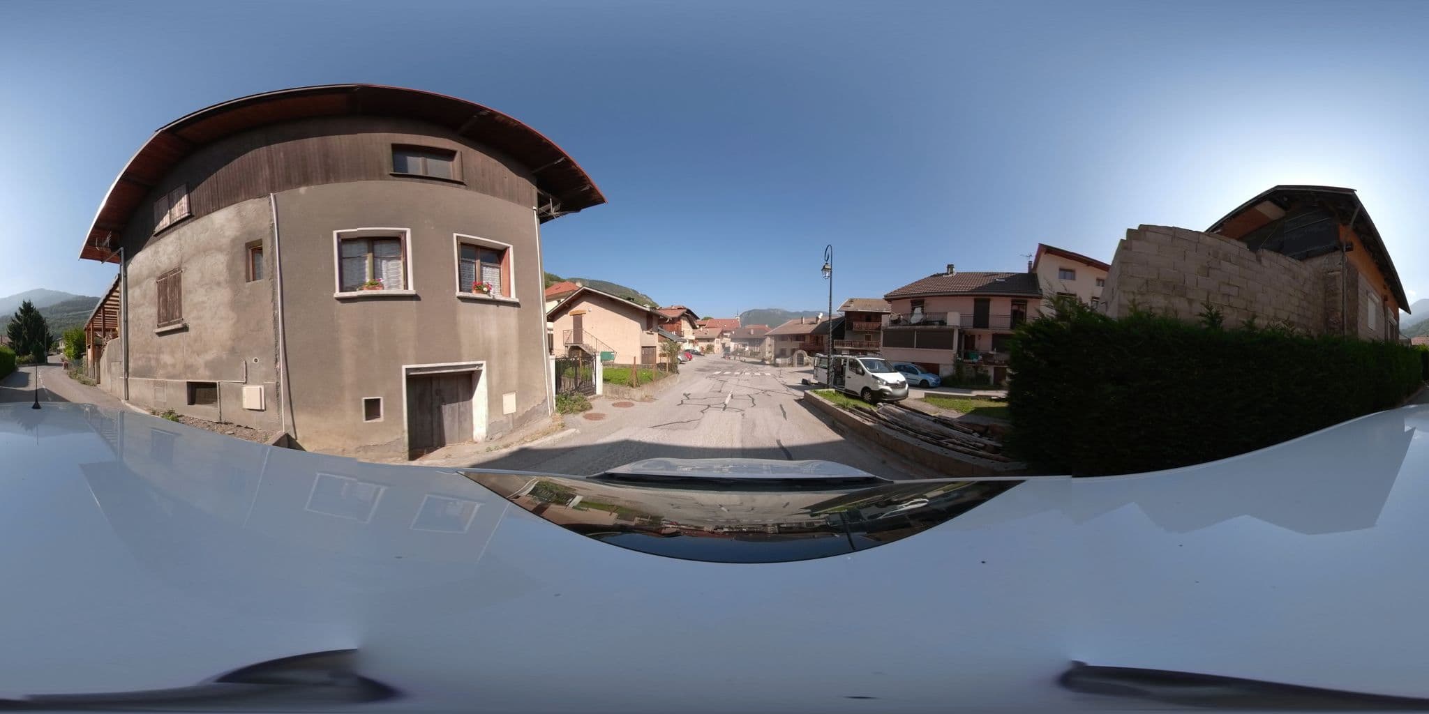 Street view near Le Solant, Aigueblanche — © serfim_cit_y (CC BY-SA · Mapillary)