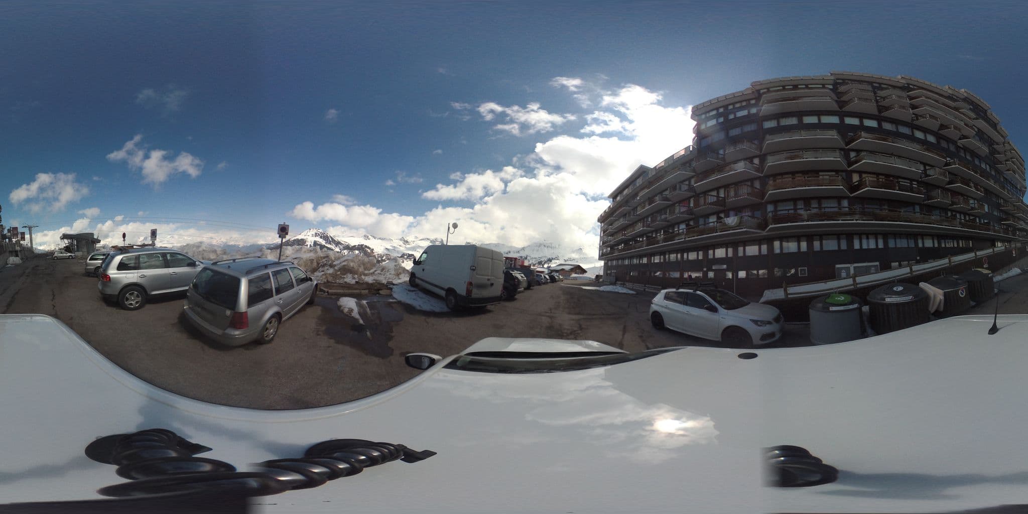 Street view near Plagne AIME 2000 Ski Apartments, Belle-Plagne — © arteragence (CC BY-SA · Mapillary)