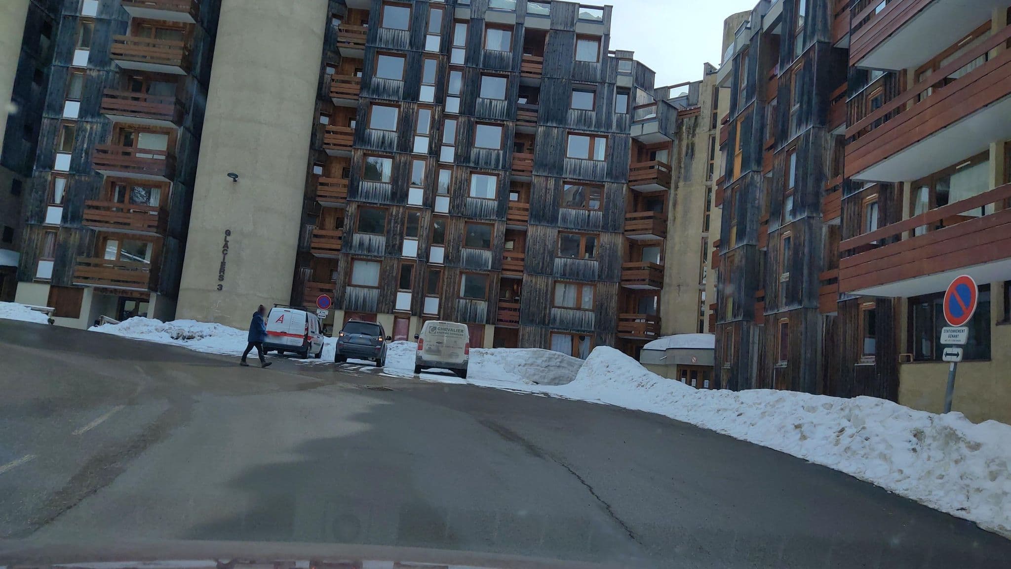 Street view near Appartement la PLAGNE BELLECOTE, Belle-Plagne — © MatthieuF4FNE (CC BY-SA · Mapillary)