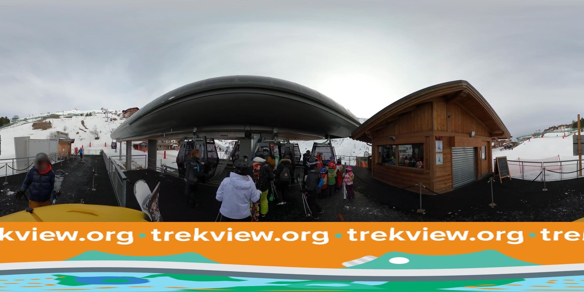 Street view near Hotel-chalet L'Isatis, Val Thorens — © trekviewed (CC BY-SA · Mapillary)