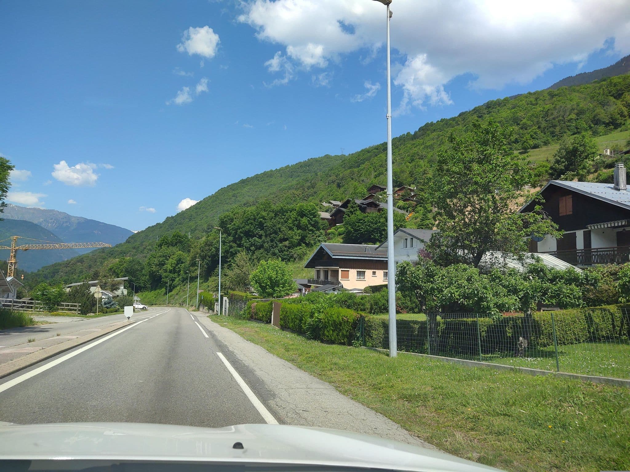 Street view near Montagne Vacances, Bozel — © MatthieuF4FNE (CC BY-SA · Mapillary)