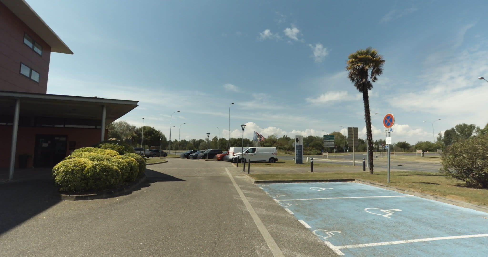 Street view near Mercure, Agen — © sogefi (CC BY-SA · Mapillary)