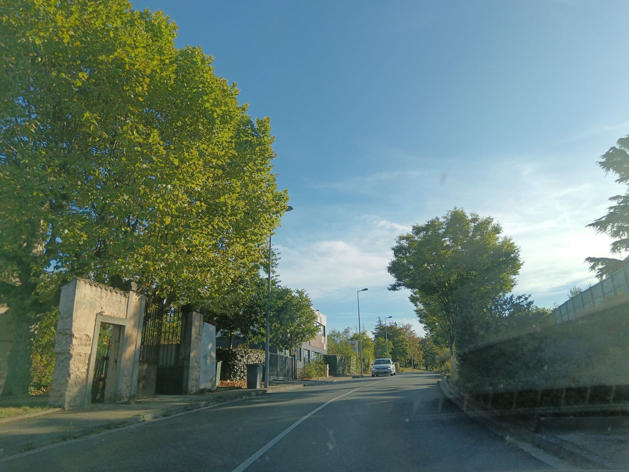 Street view near Ibis Budget, Saint-Genis-Laval — © CutKziG (CC BY-SA · Mapillary)
