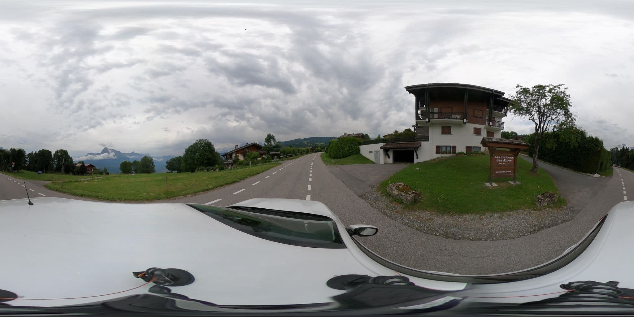 Street view near route d'ormaret nr 257, Combloux — © arteragence (CC BY-SA · Mapillary)