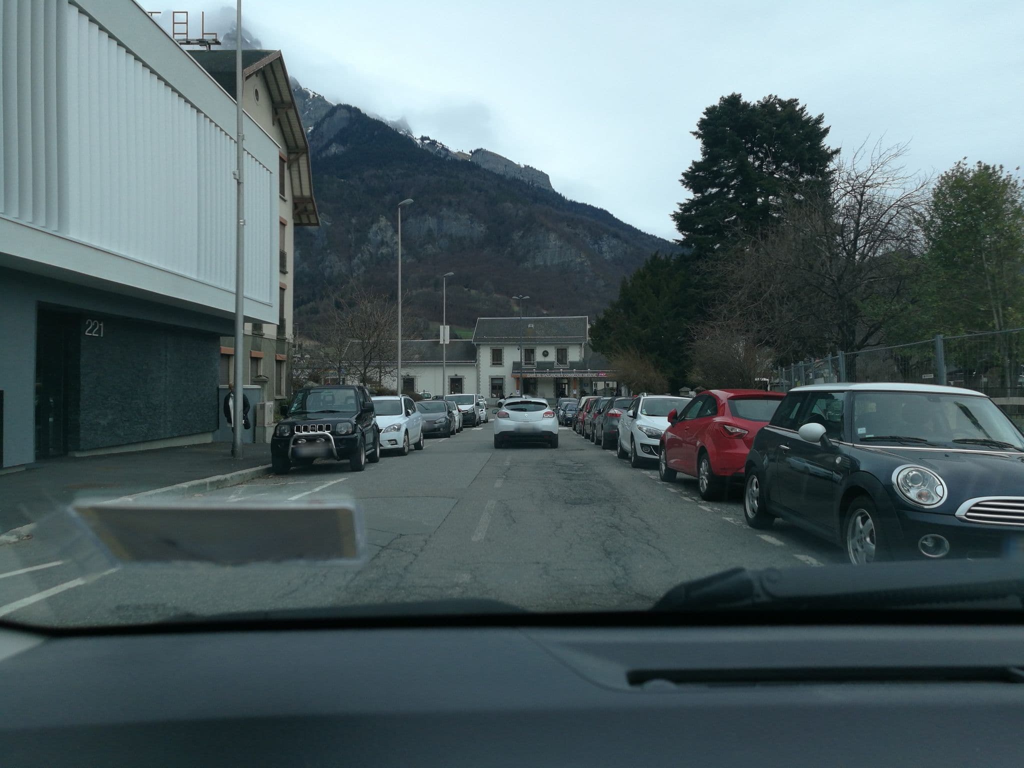 Street view near Hotel Beau Sejour, Sallanches — © u4y0u (CC BY-SA · Mapillary)