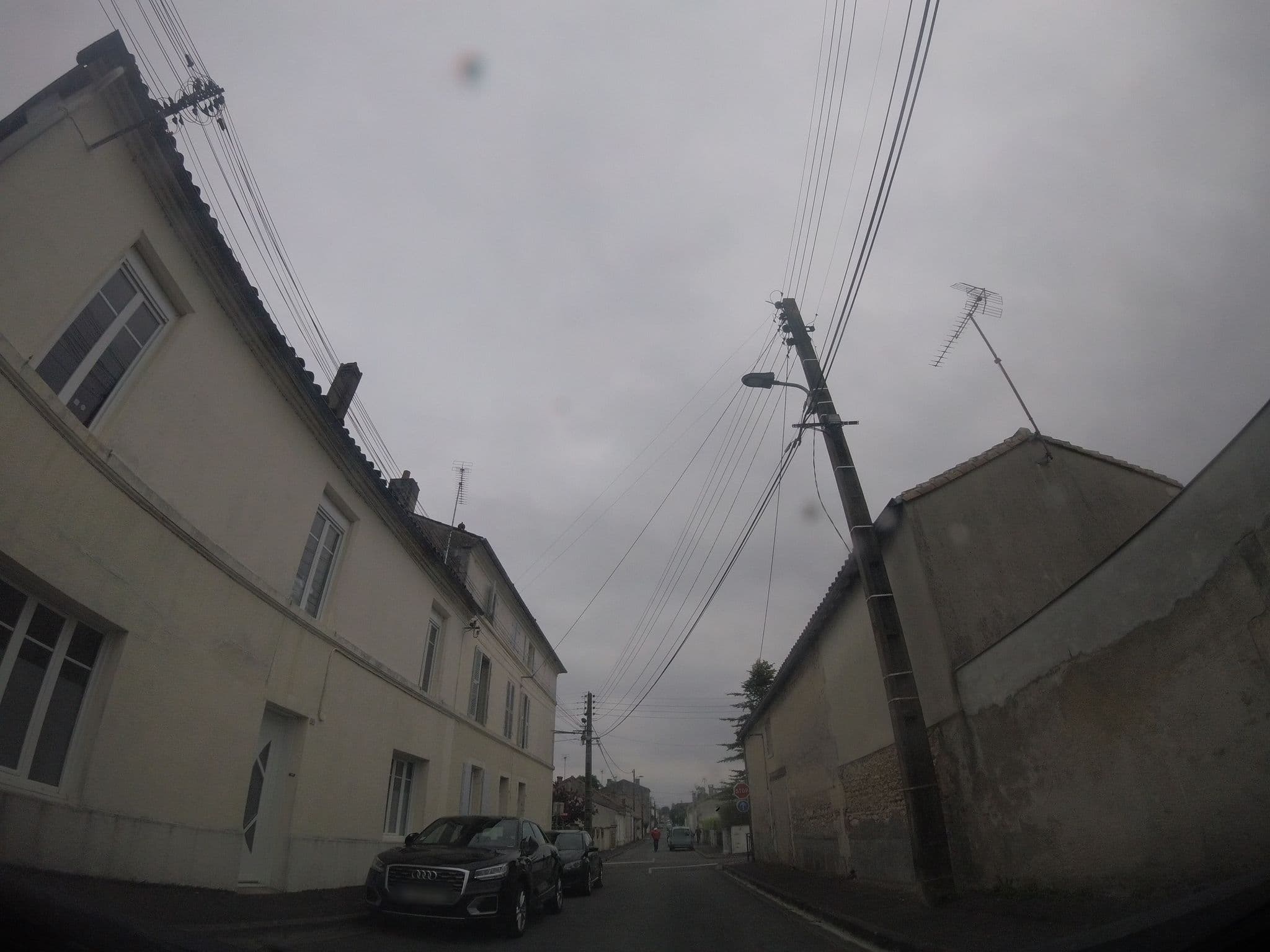 Street view near Le Cheval Blanc, Cognac — © albanb (CC BY-SA · Mapillary)