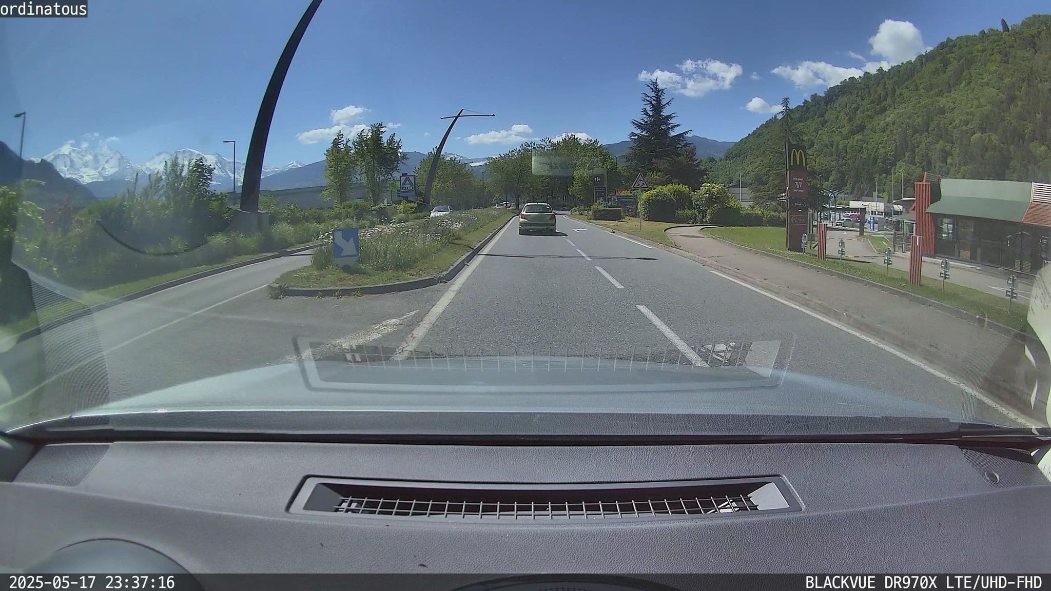 Street view near ibis budget Sallanches Pays du Mont-Blanc, Sallanches — © ordinatous (CC BY-SA · Mapillary)