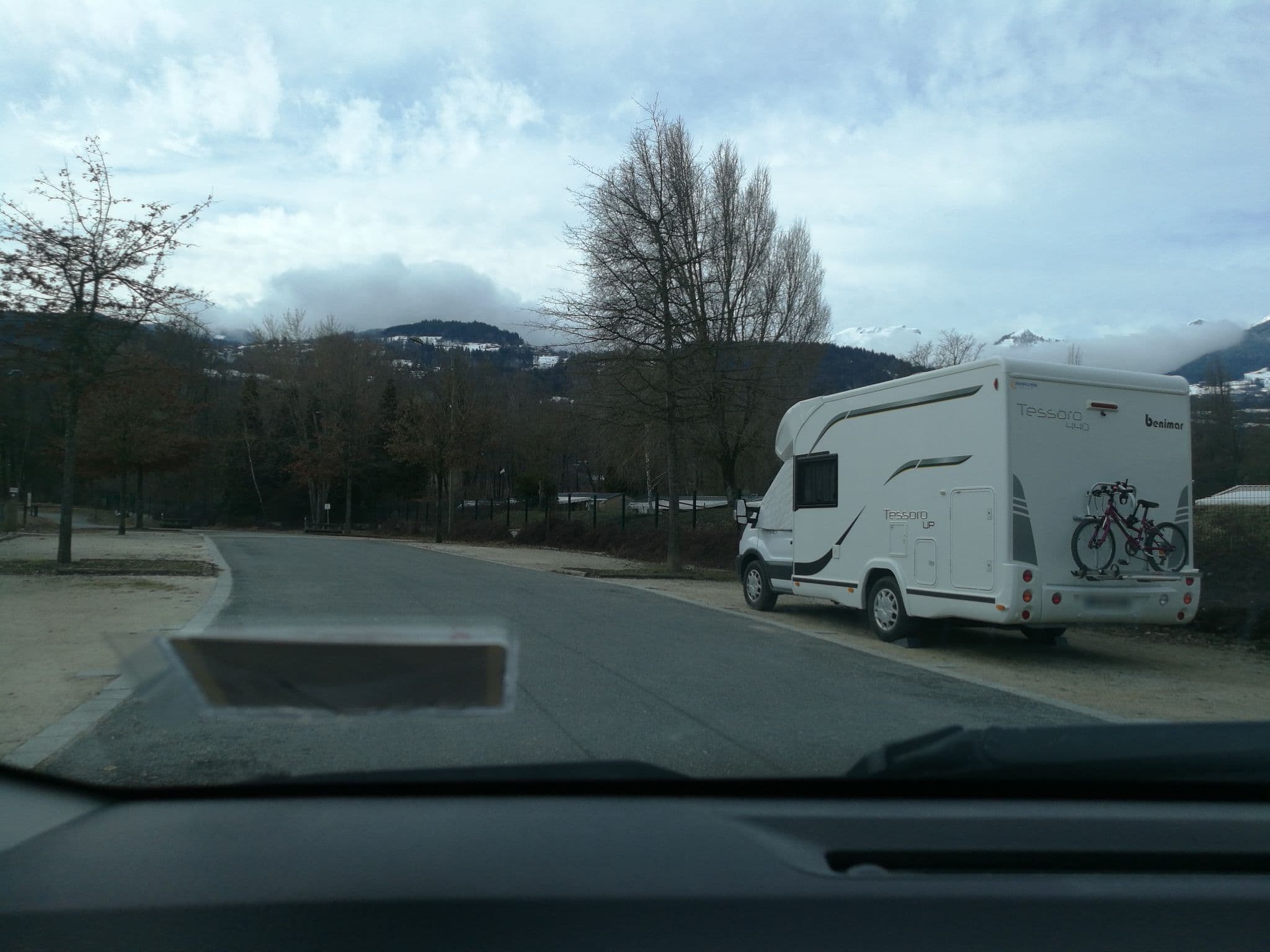 Street view near Camping Les Iles Tohapi, Domancy — © u4y0u (CC BY-SA · Mapillary)