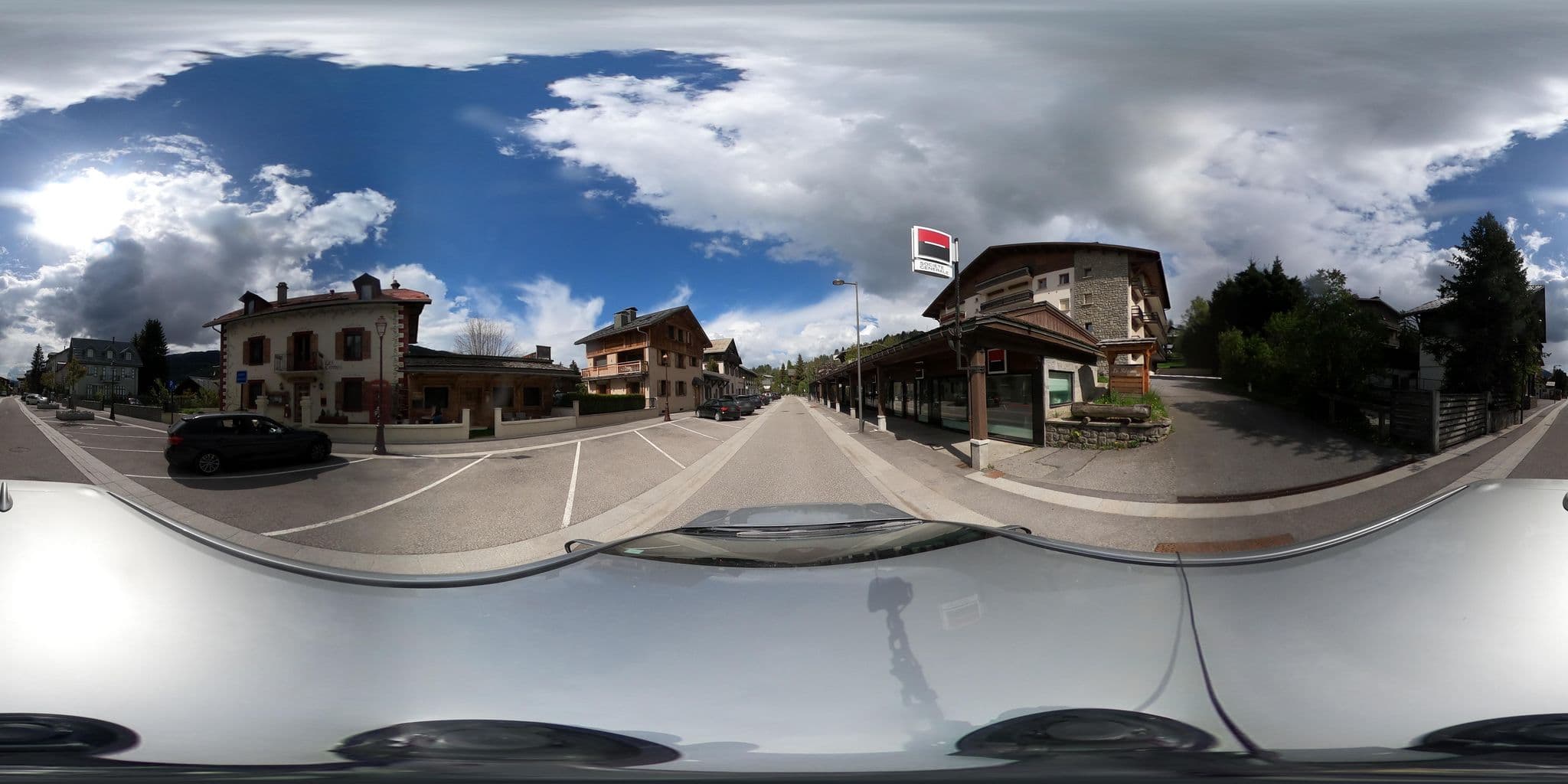 Street view near Hôtel Les Cimes, Megève — © u4y0u (CC BY-SA · Mapillary)