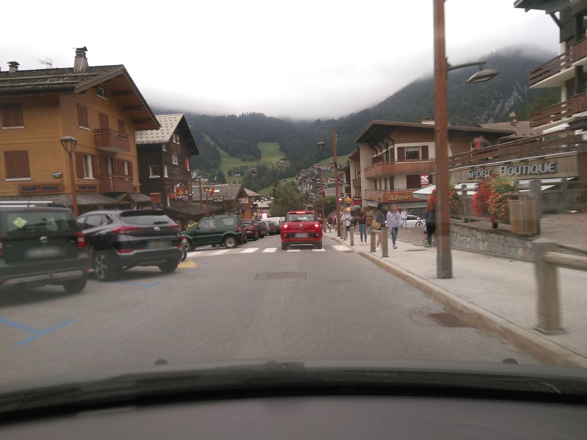 Street view near Snow Lodge, La Clusaz — © marcp (CC BY-SA · Mapillary)