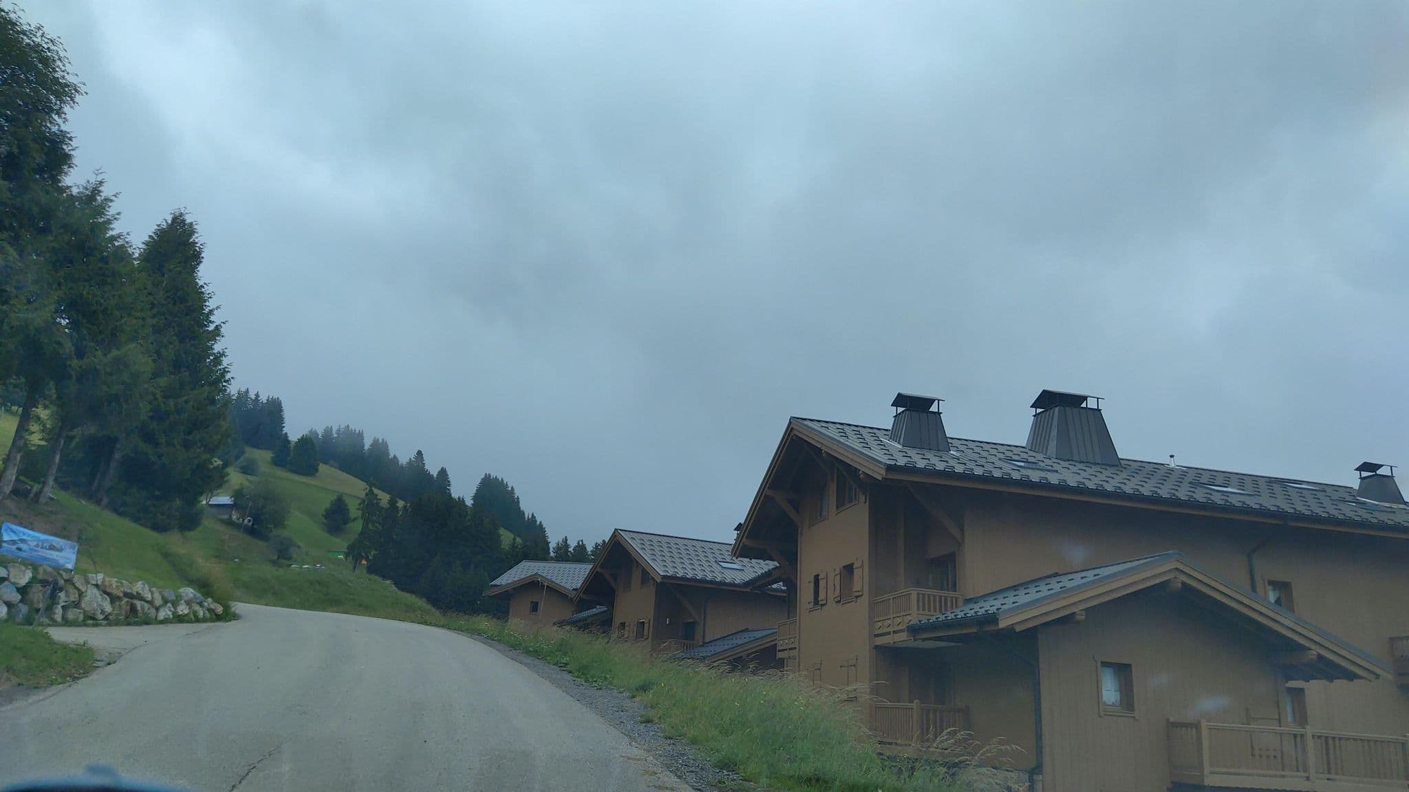 Street view near Le Chalet de Bisanne, Beaufort — © MatthieuF4FNE (CC BY-SA · Mapillary)