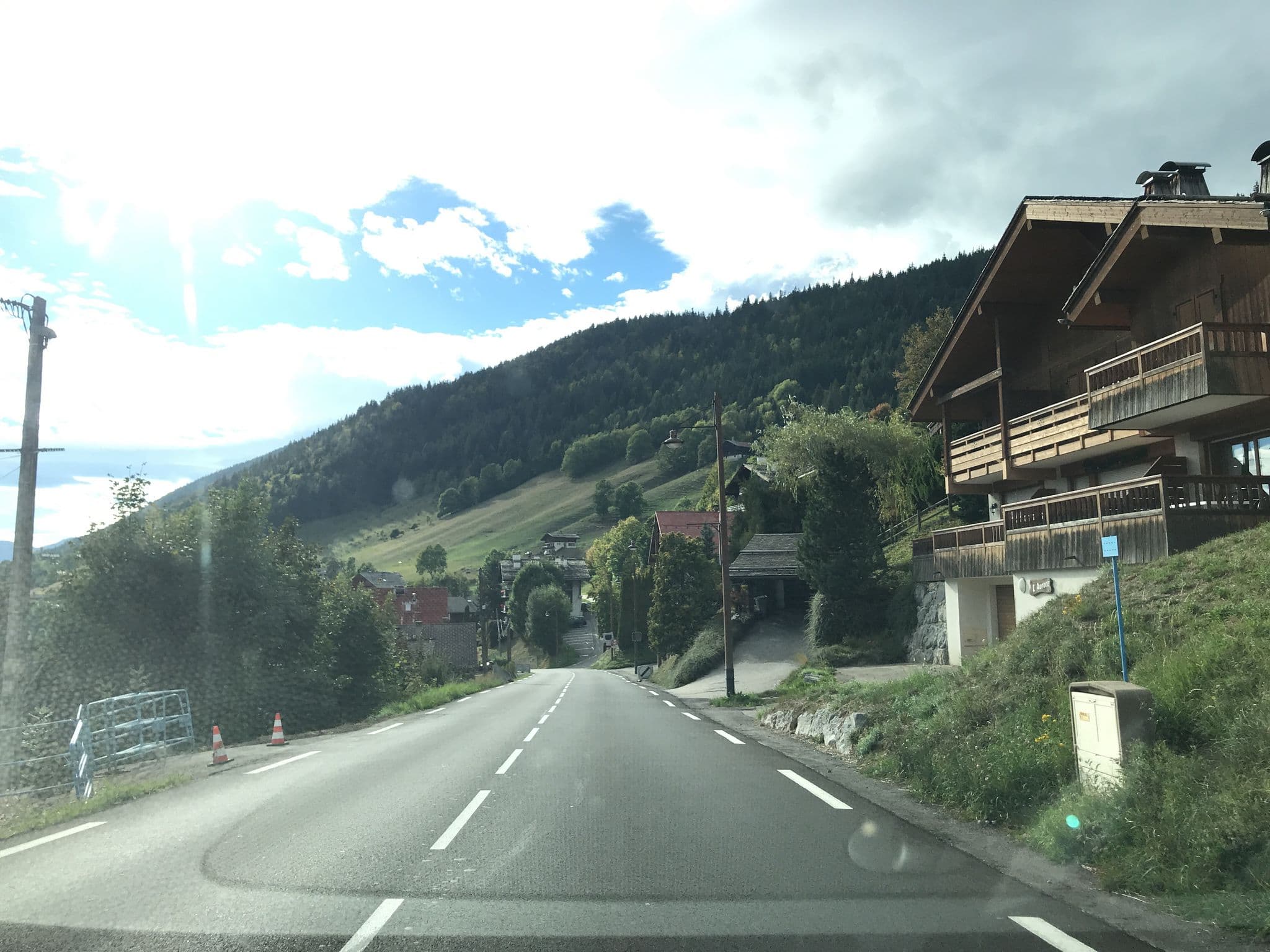 Street view near Hôtel le Savoy, Le Grand-Bornand — © pgiraud (CC BY-SA · Mapillary)