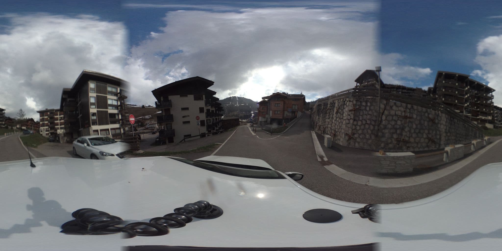 Street view near Appartement la Clusaz, La Clusaz — © arteragence (CC BY-SA · Mapillary)