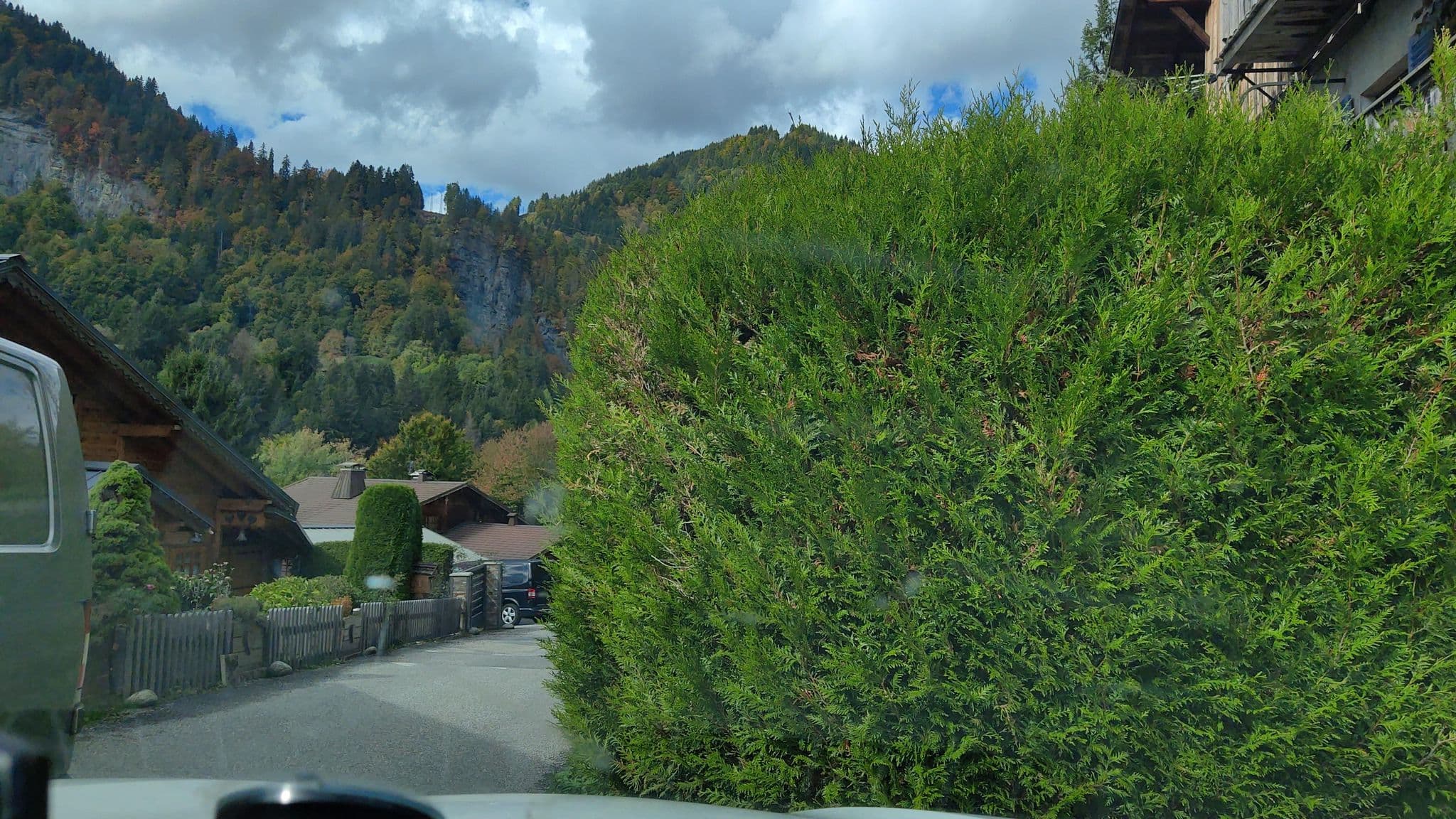 Street view near La Ferme de la Revue, Praz-sur-Arly — © MatthieuF4FNE (CC BY-SA · Mapillary)