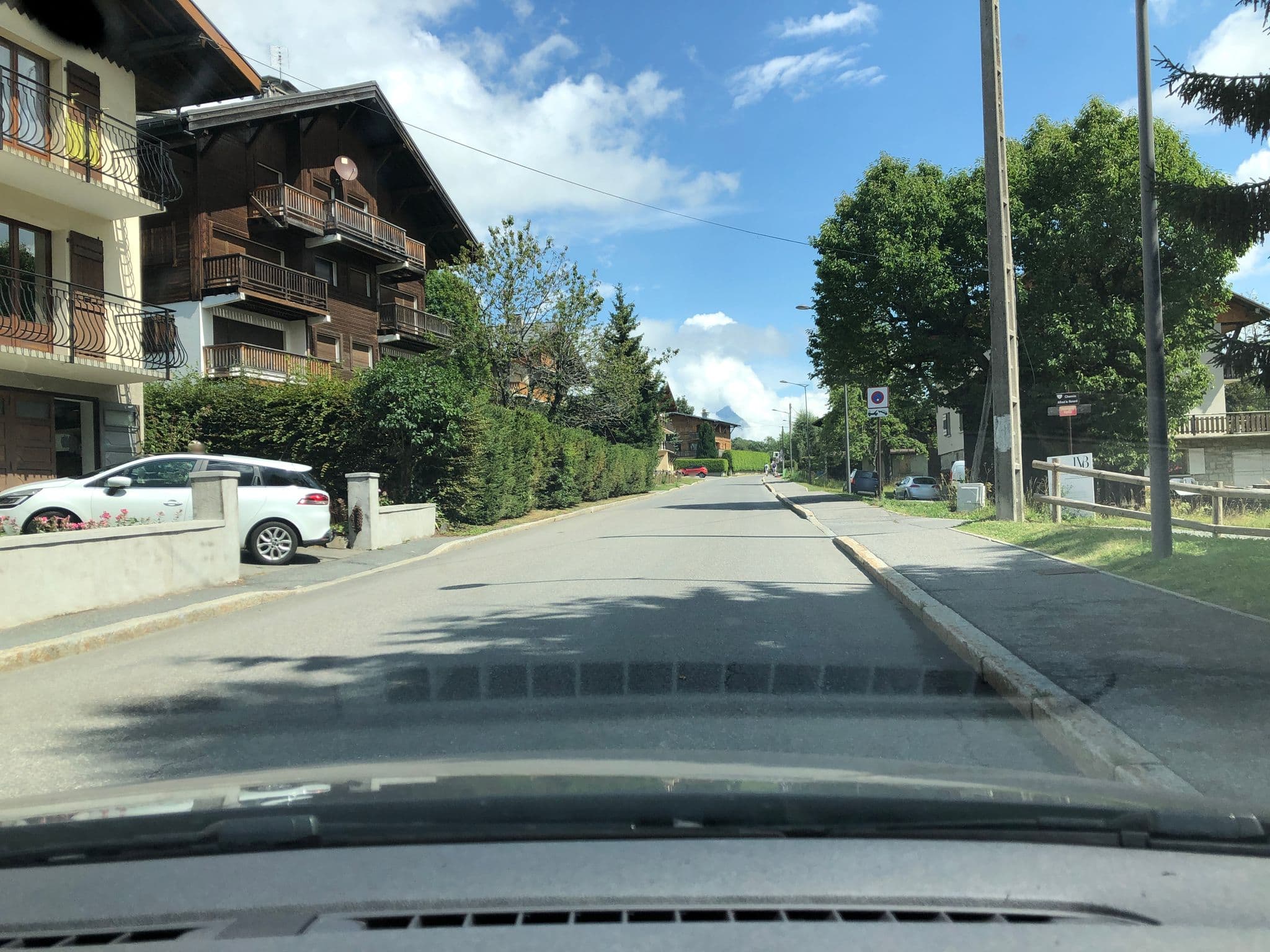 Street view near Copropriété la Ménandière, Megève — © jerome92370 (CC BY-SA · Mapillary)