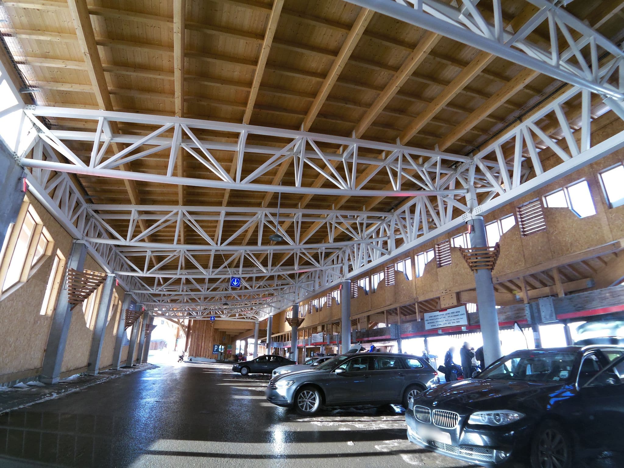 Street view near Philibert, Morzine — © legrandblond (CC BY-SA · Mapillary)