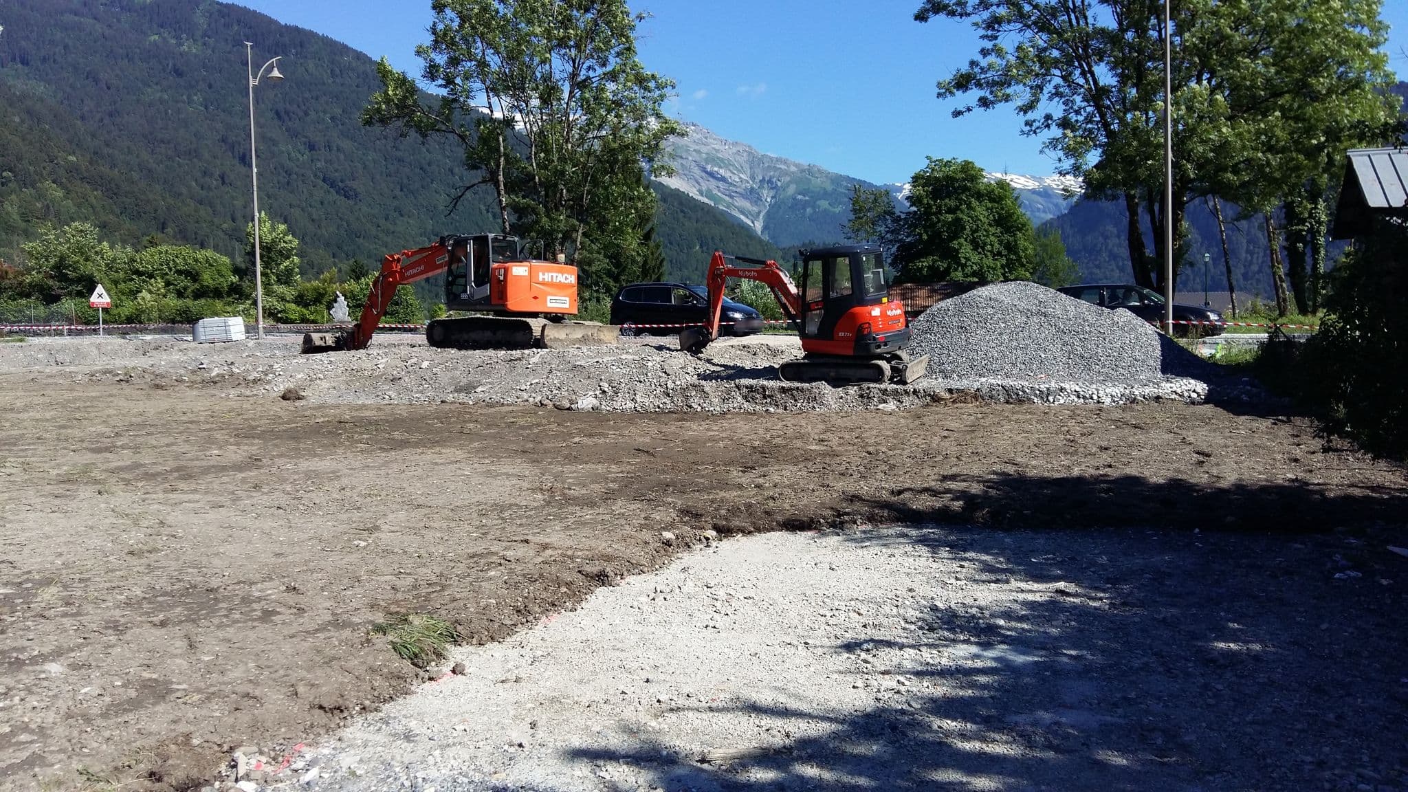 Street view near Chalet Clos Moccand, Samoëns — © overflorian (CC BY-SA · Mapillary)