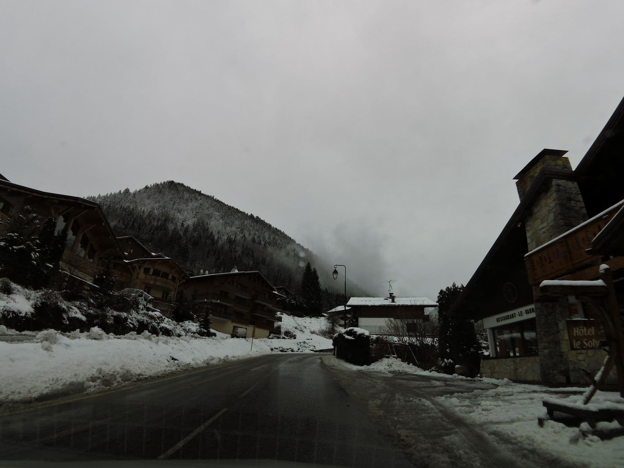 Street view near Chalet Chantelle, Morzine — © legrandblond (CC BY-SA · Mapillary)