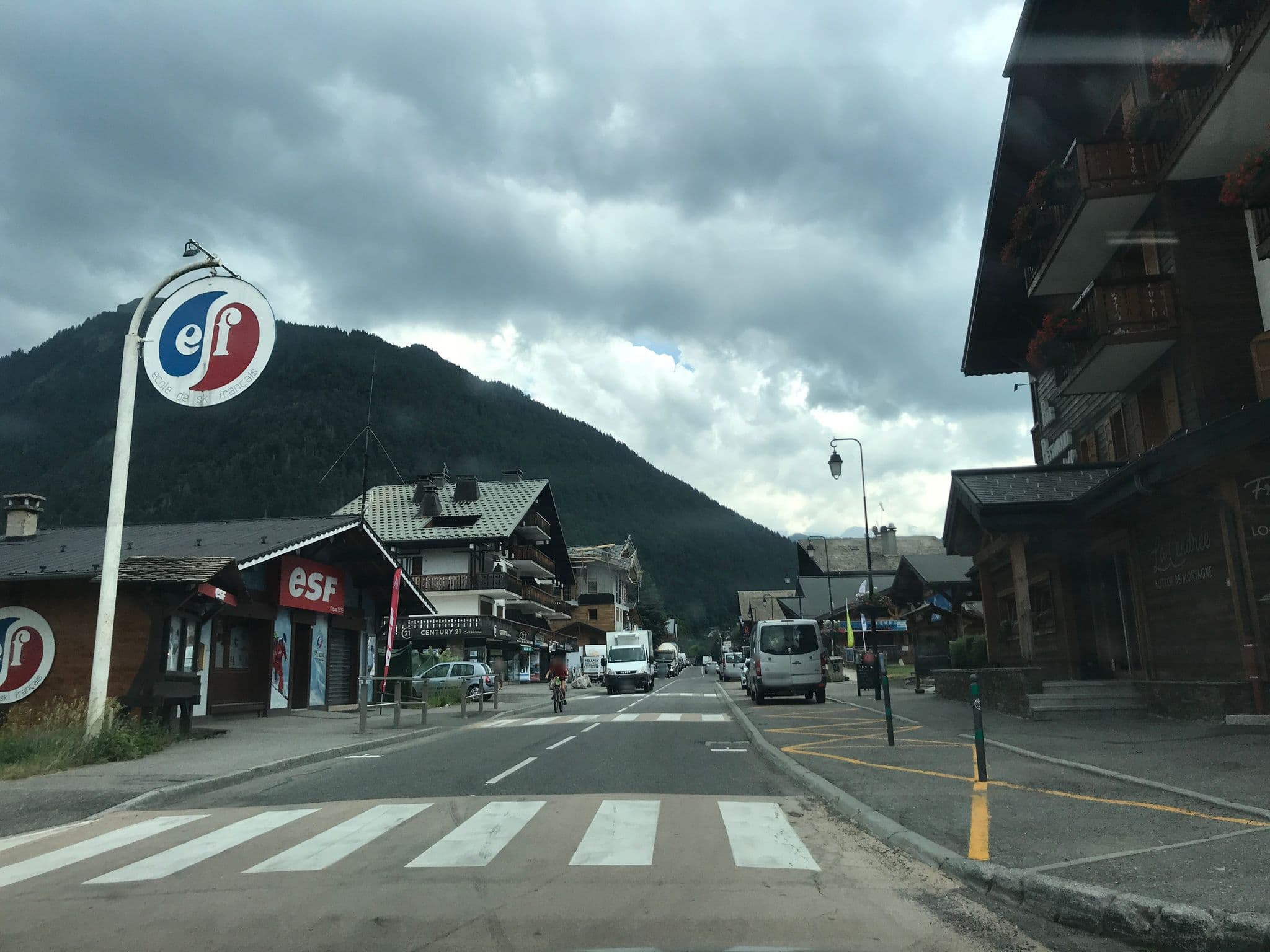 Street view near Residence Frond Neige Rm, Morzine — © pgiraud (CC BY-SA · Mapillary)