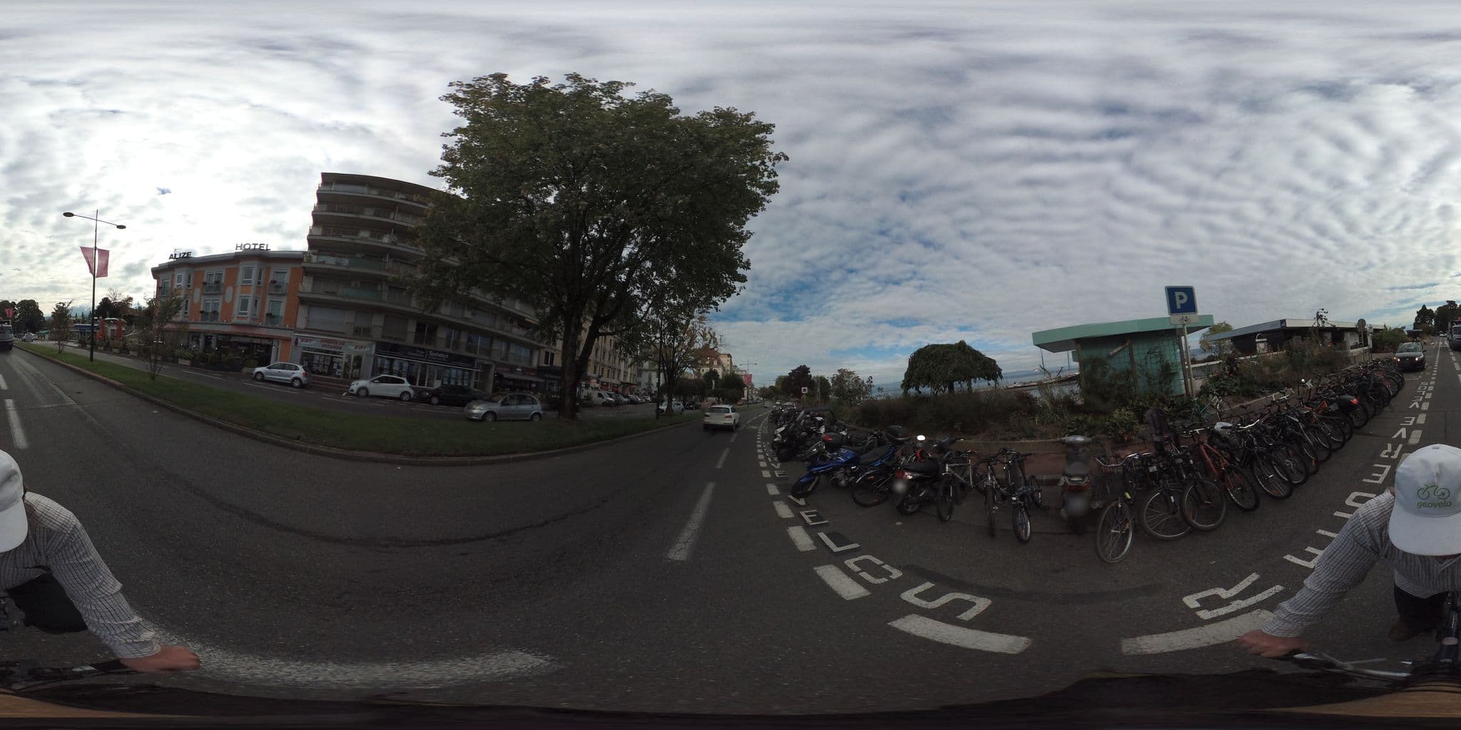 Street view near The Originals Boutique, Évian-les-Bains — © geovelo (CC BY-SA · Mapillary)