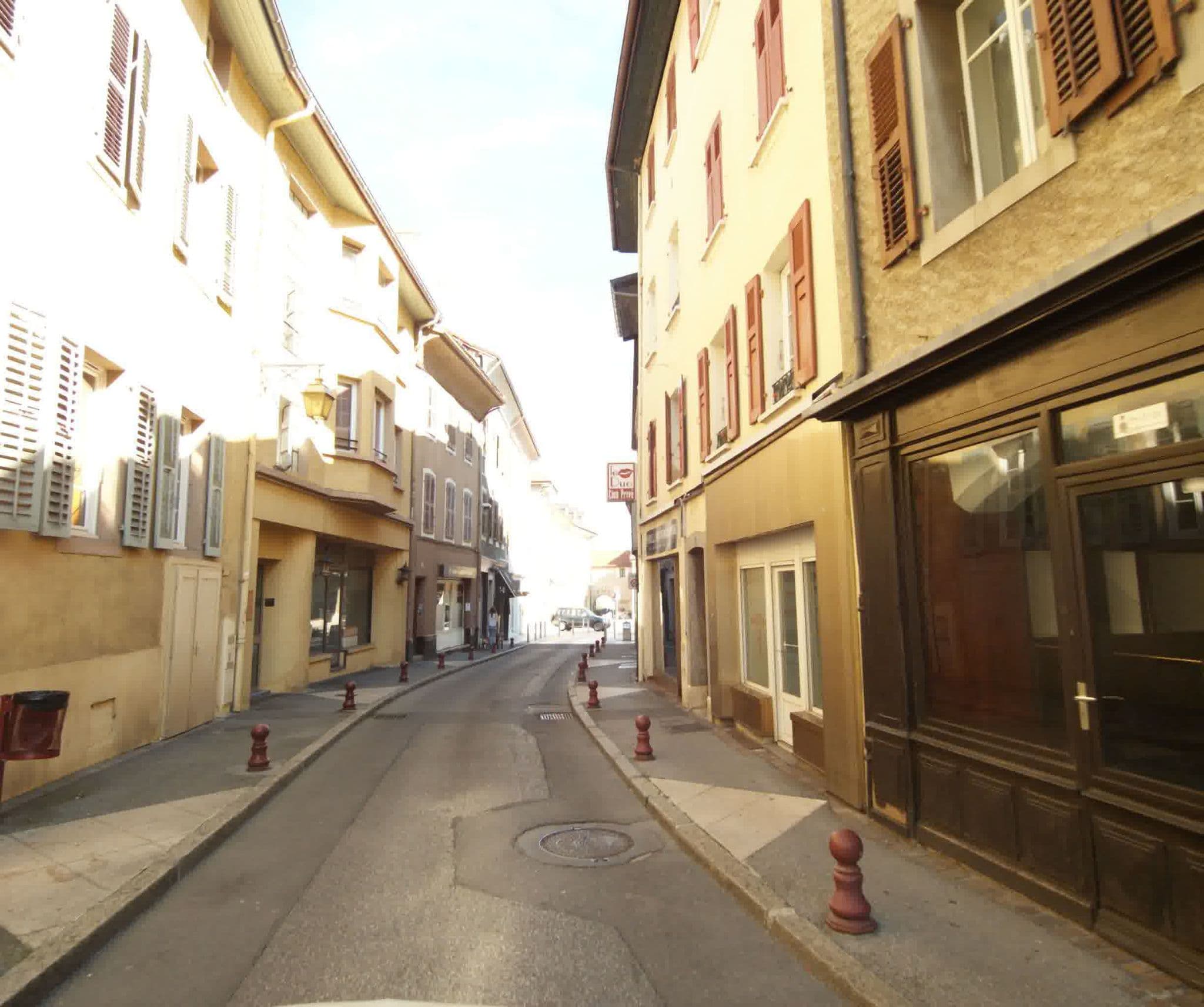 Street view near Quinemant lodge, Thonon-les-Bains — © sogefi (CC BY-SA · Mapillary)