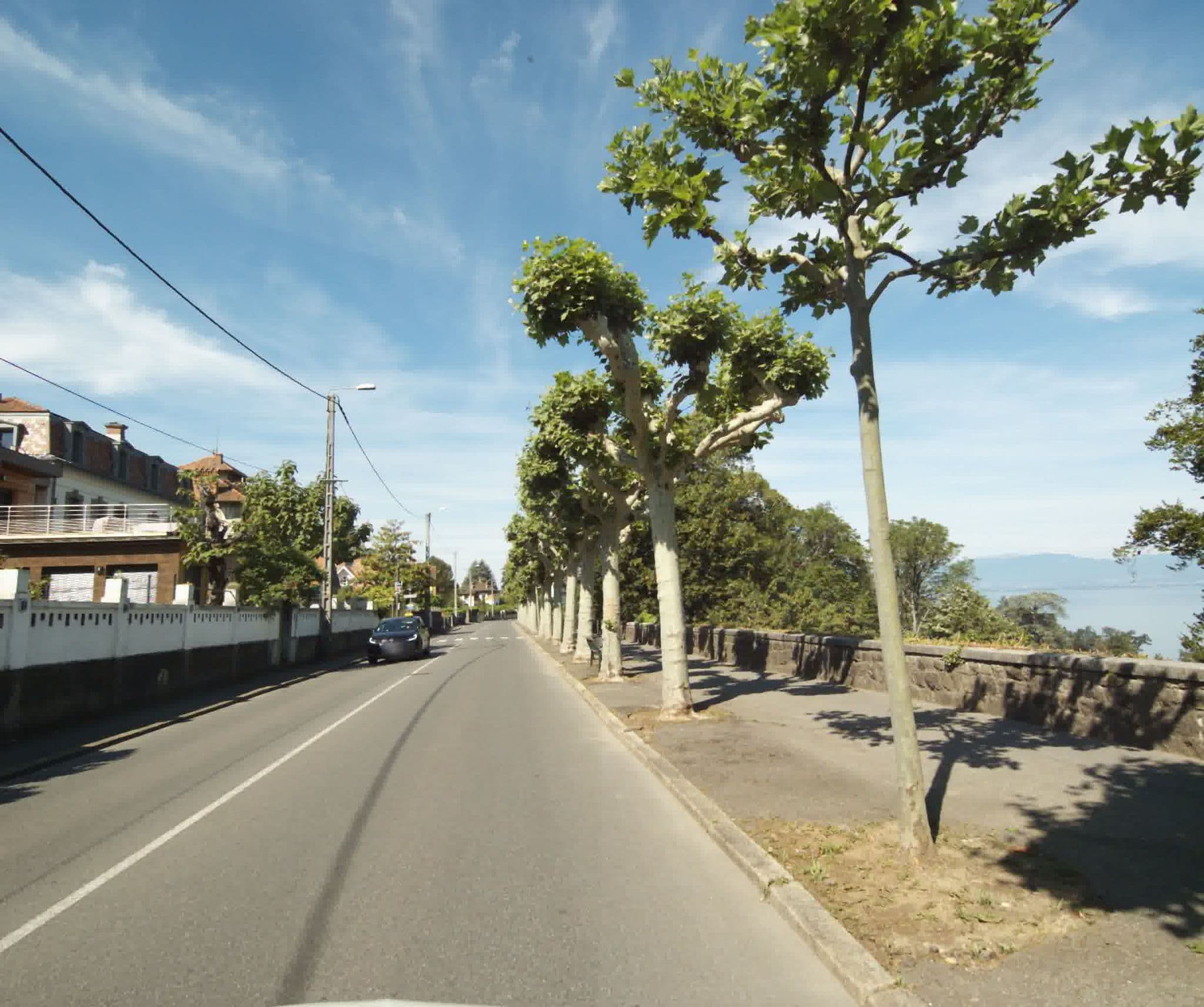 Street view near Corniche 22, Thonon-les-Bains — © sogefi (CC BY-SA · Mapillary)