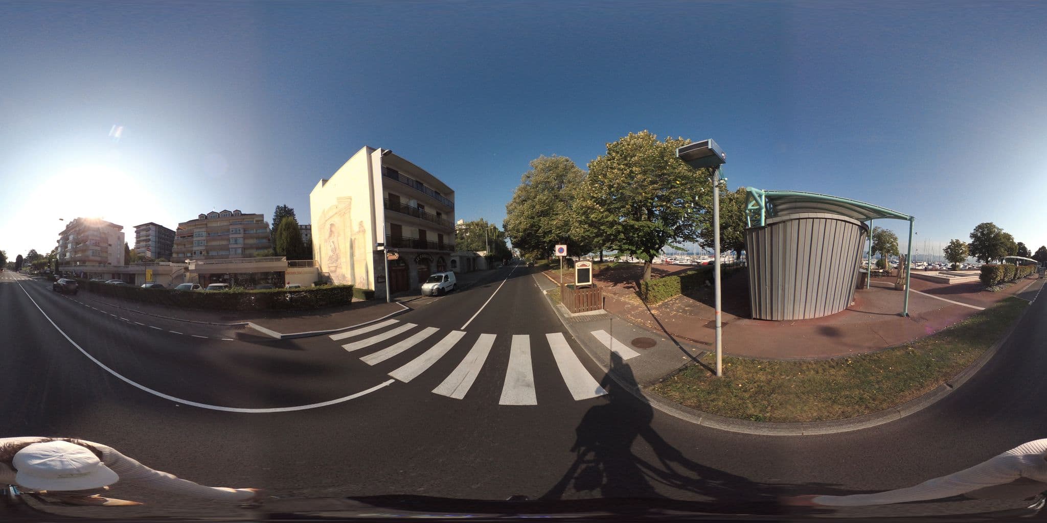 Street view near VVF Villages « les Rives du Léman » Évian-les-Bains, Neuvecelle — © geovelo (CC BY-SA · Mapillary)